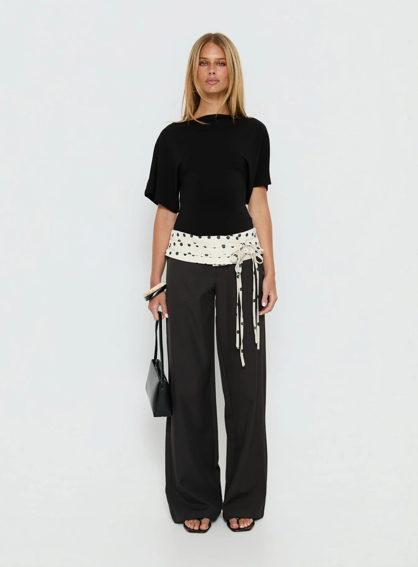 Arazia Cinched Short Sleeve Top Black - Image 7
