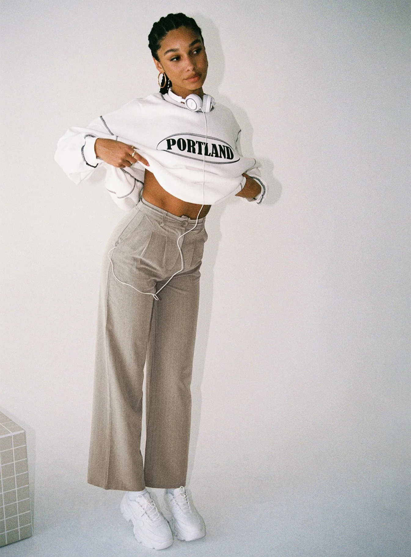 Archer Pants Pinstripe Beige - Image 6