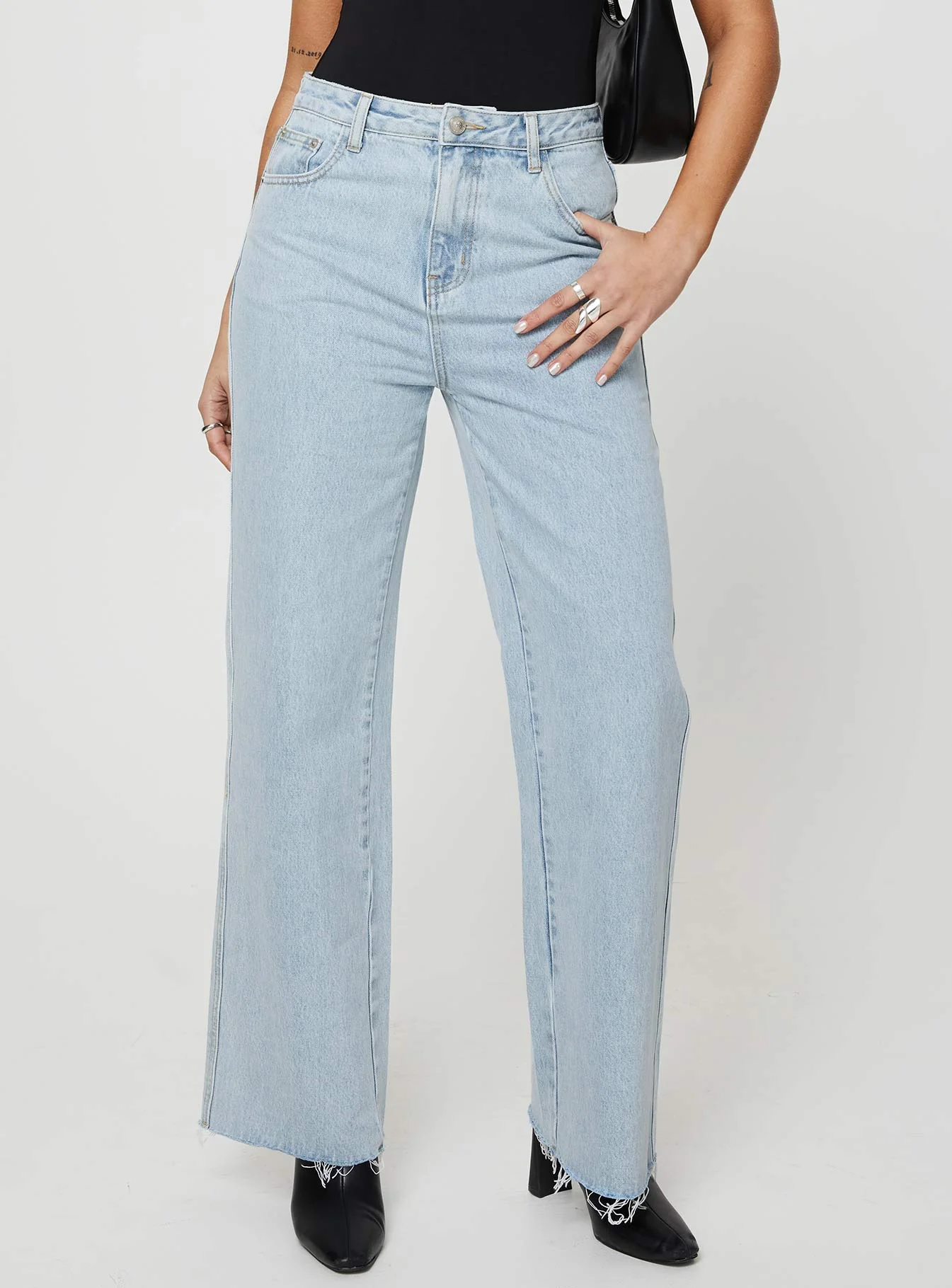 Arlington Straight Leg Denim Jeans Light Wash - Image 3