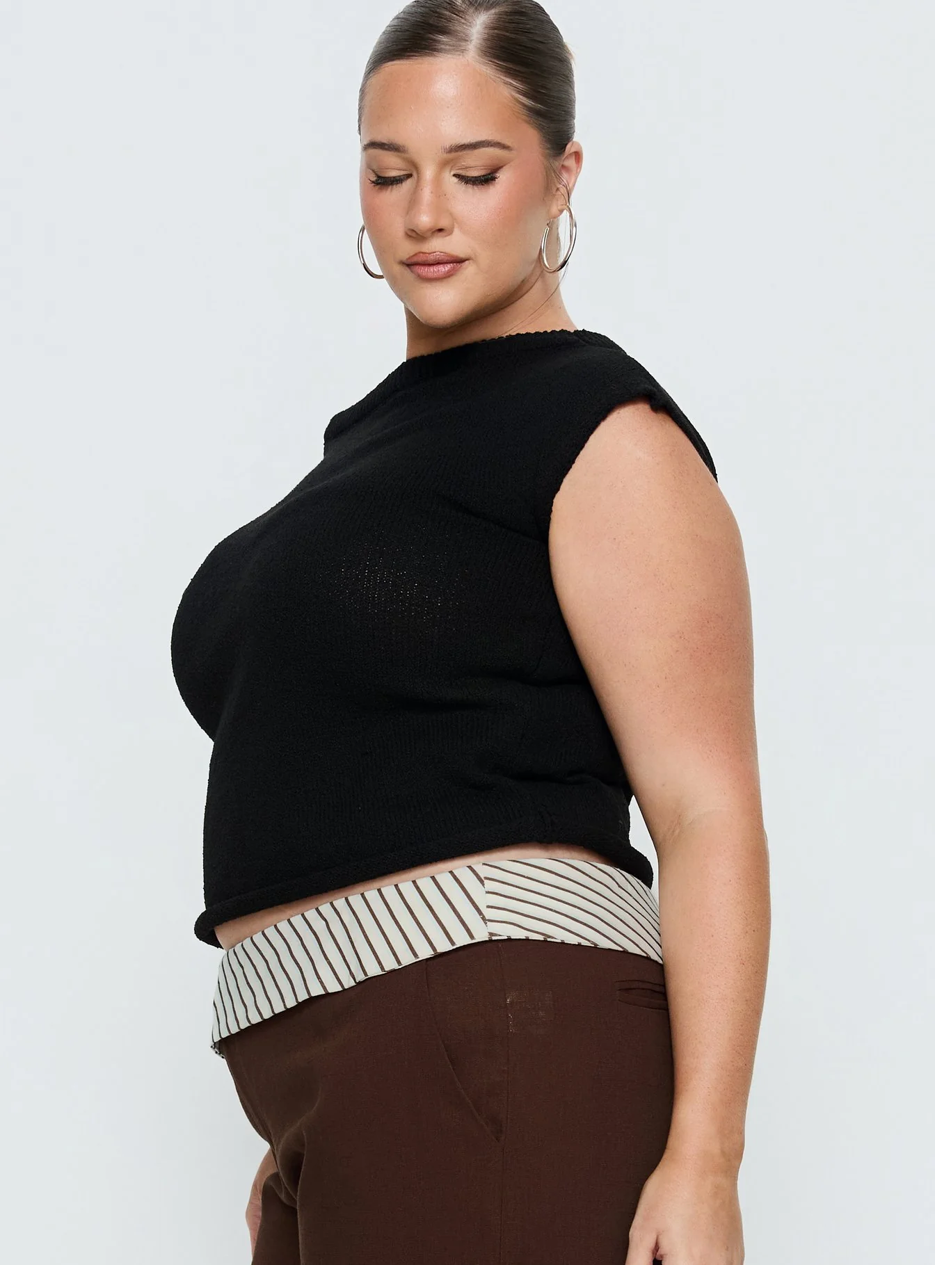 Ashfield Off Shoulder Top Black Curve - Image 4