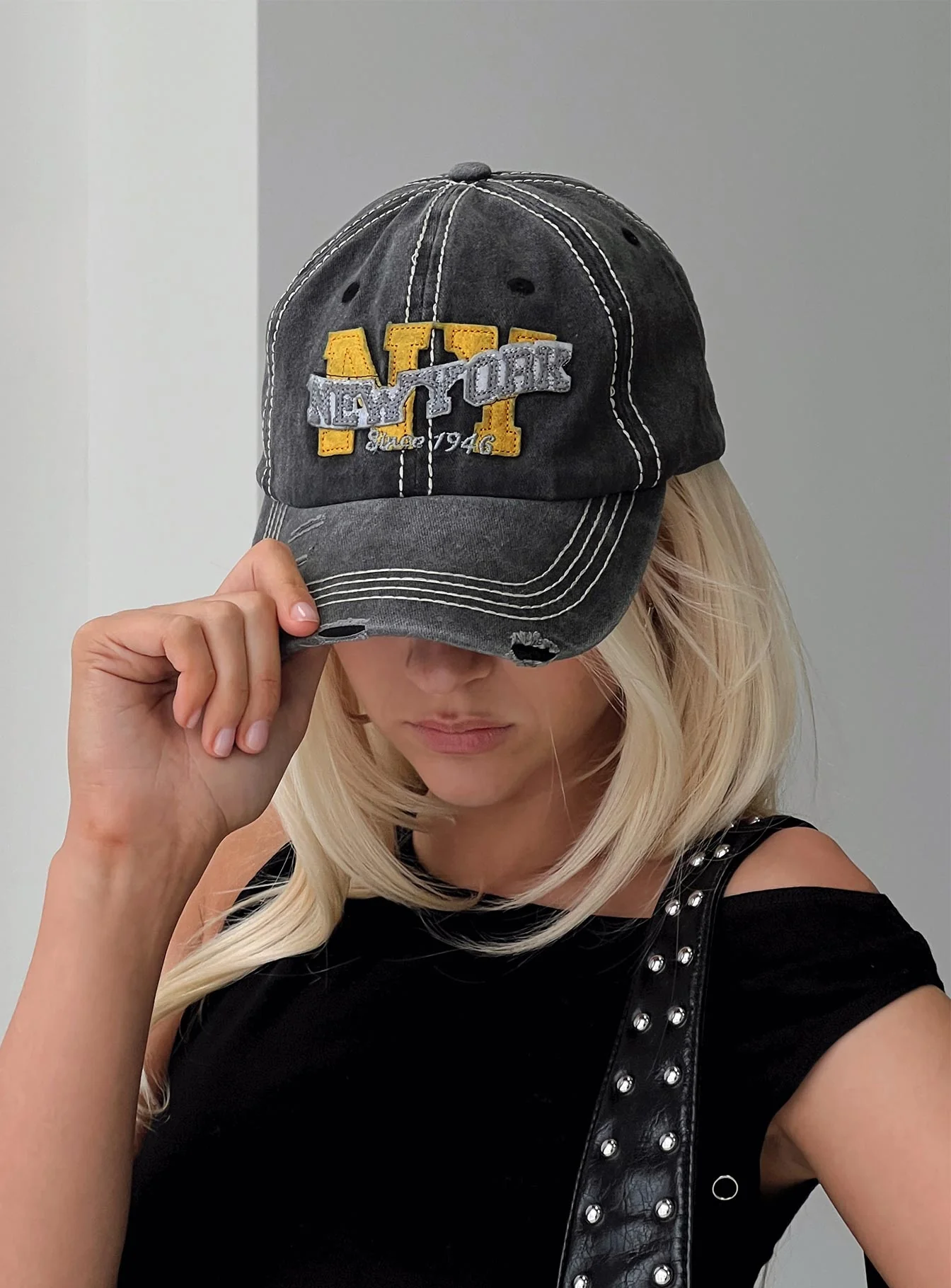 Back To Back Distressed Cap Black - Image 5