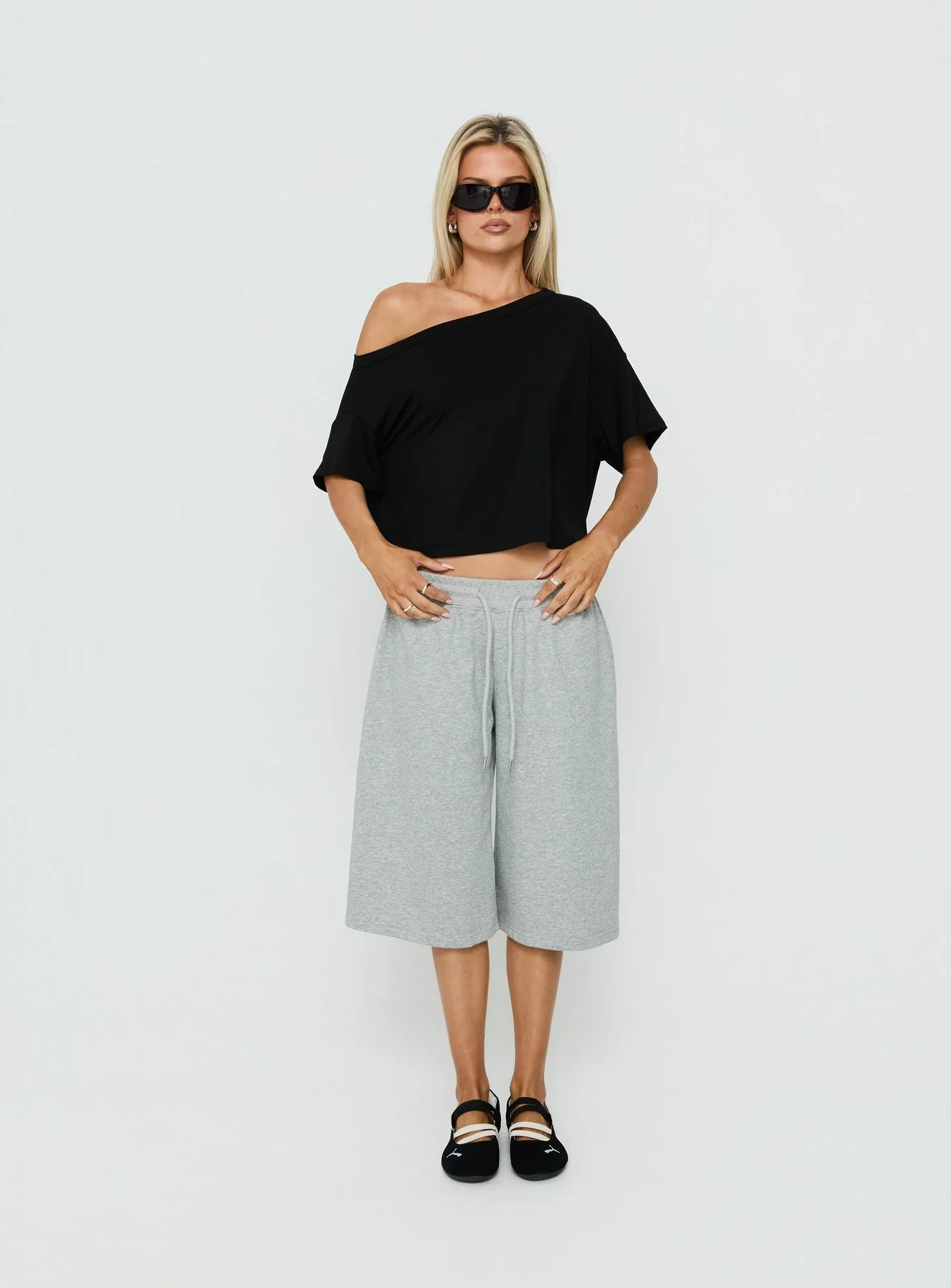 Bailea Off Shoulder Cropped Tee Black - Image 3