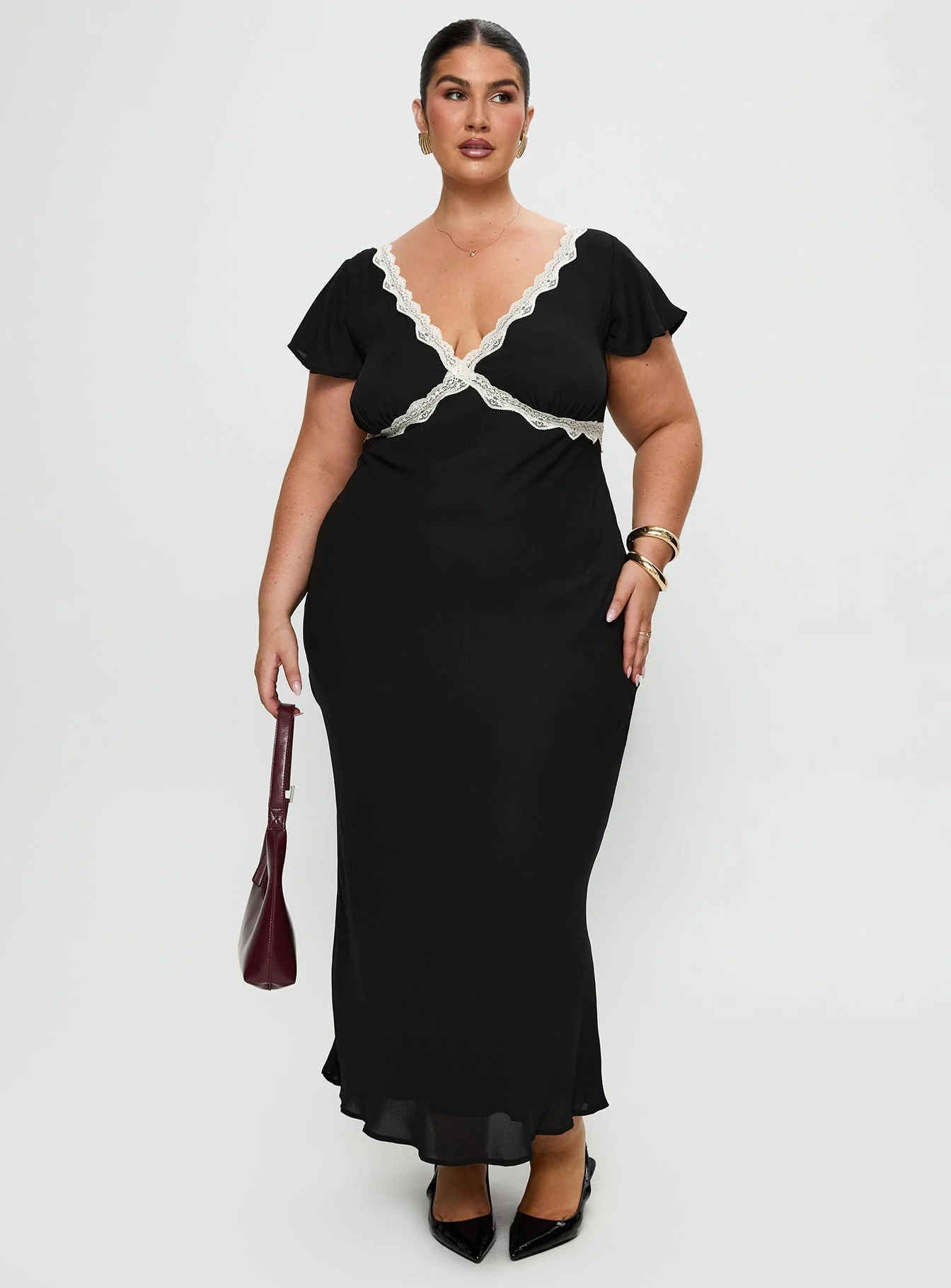 Barbarita Lace Maxi Dress Black Curve - Image 3