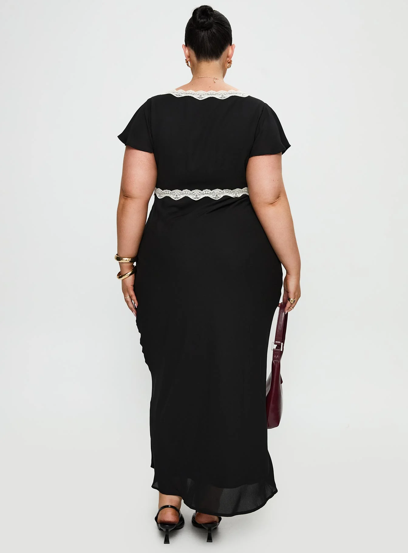 Barbarita Lace Maxi Dress Black Curve - Image 5