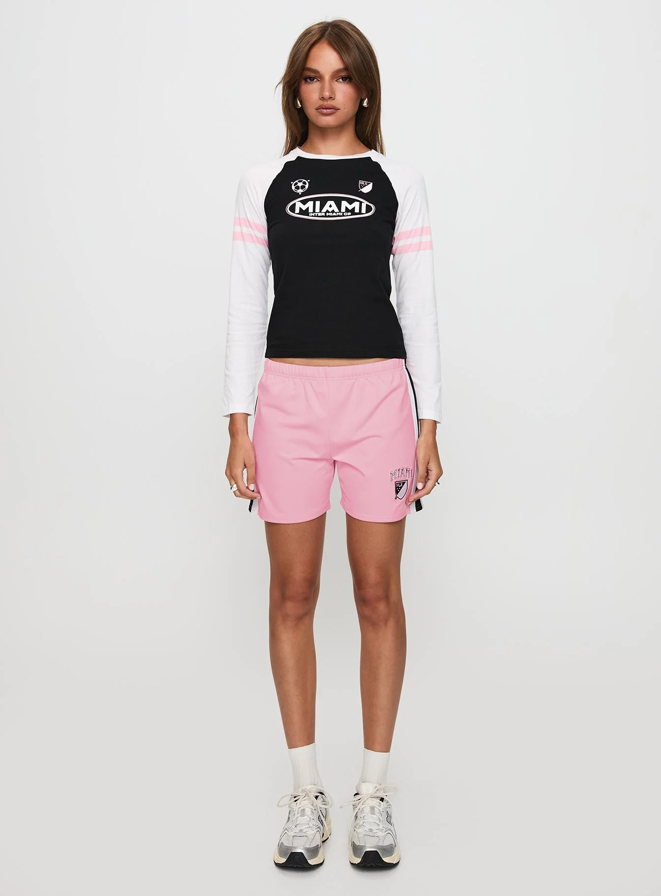 Bend It Athletic Shorts Pink - Image 7