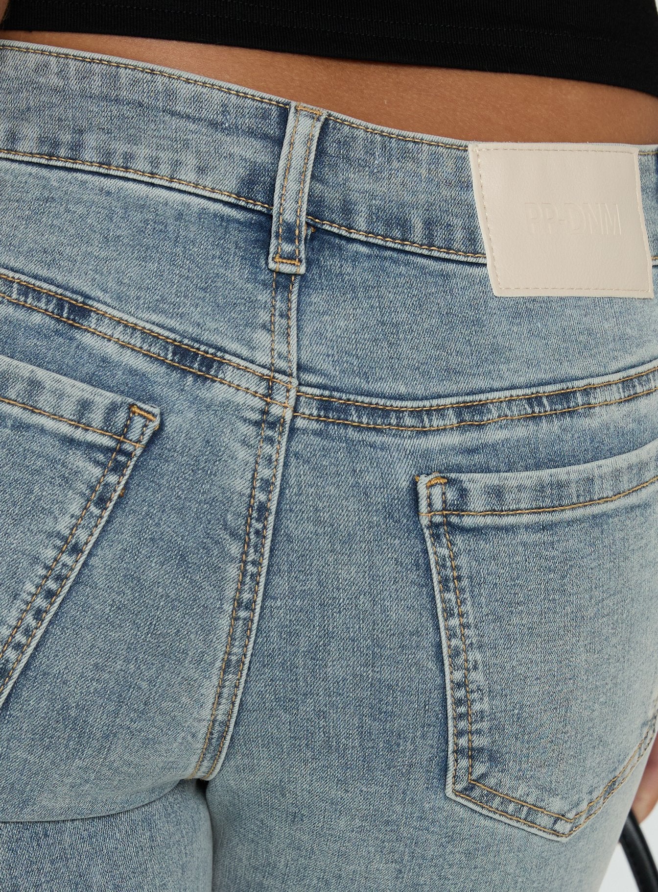 Bethany Low Rise Bootleg Jeans Ice Wash - Image 7