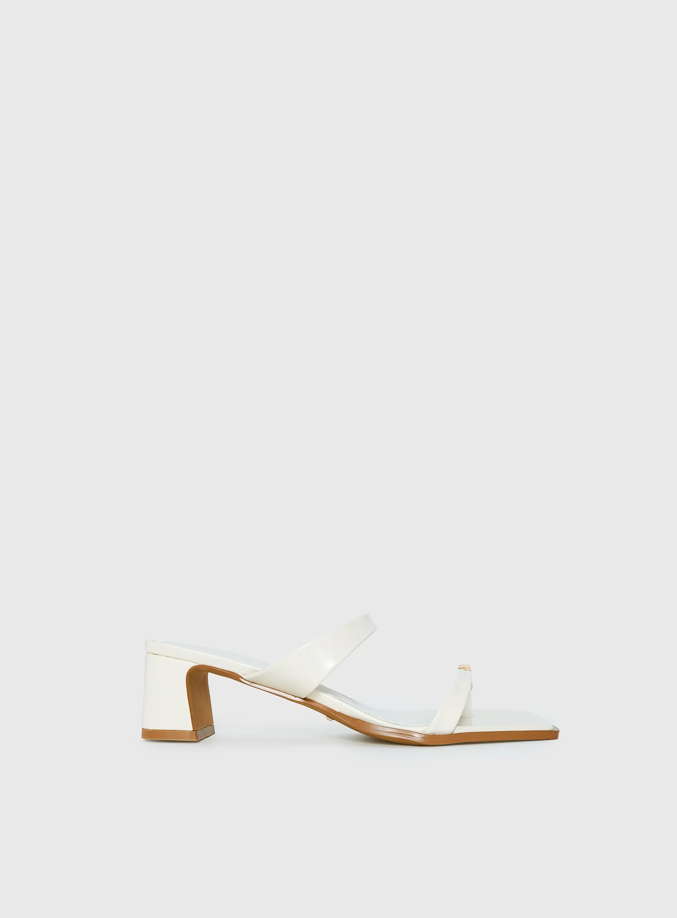 Billini Iverson Hardware Detail Heels While / Gold - Image 2