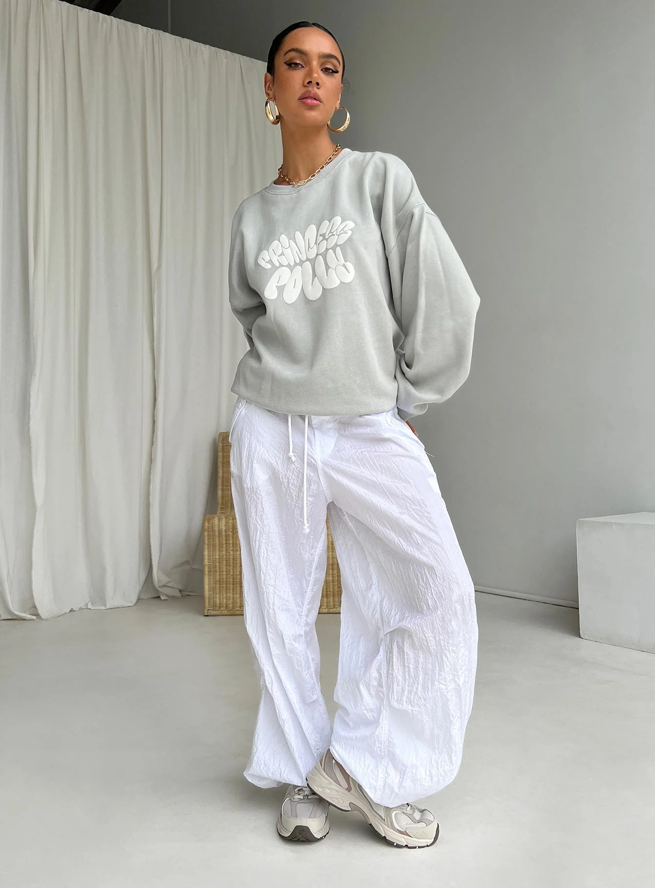 Princess Polly Crew Neck Sweatshirt Bubble Text Grey / Cloud White - Image 4