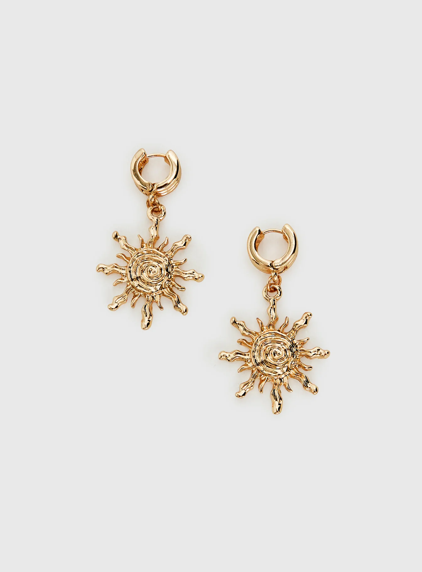 Camira Earrings Gold - Image 3