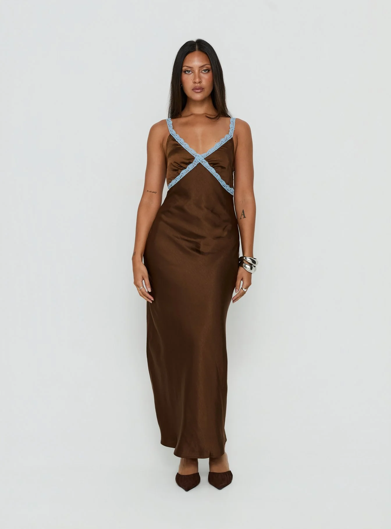 Carletta Lace Contrast Maxi Dress Brown / Blue - Image 2