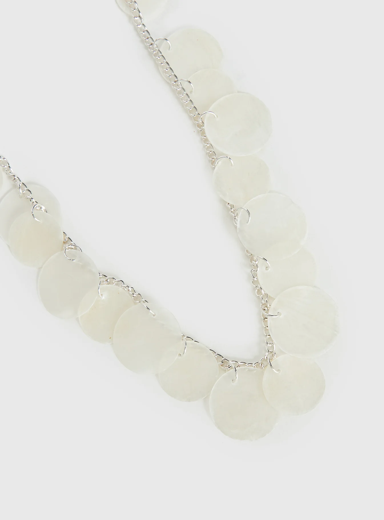 Chasing Sunsets Shell Detail Belt Silver - Image 3