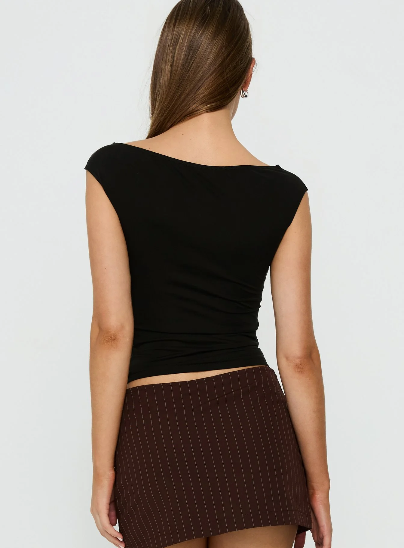 Cheirosa Off Shoulder Top Black - Image 4