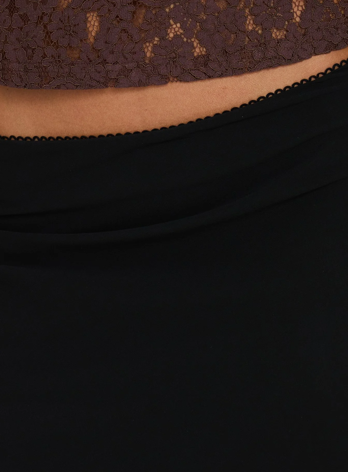 Clarabella Frill Midi Skirt Black - Image 6