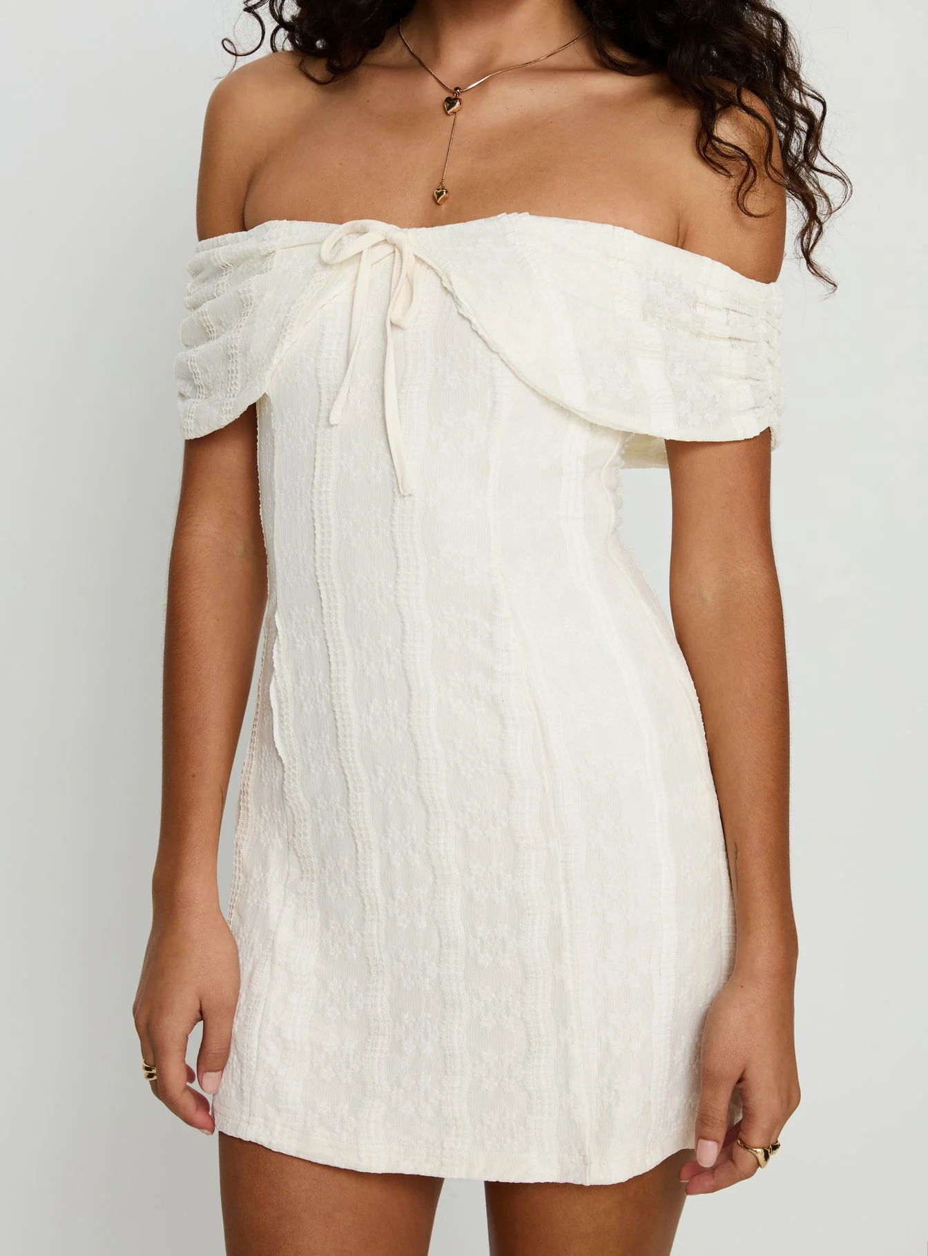 Colettie Off Shoulder Mini Dress Cream - Image 6