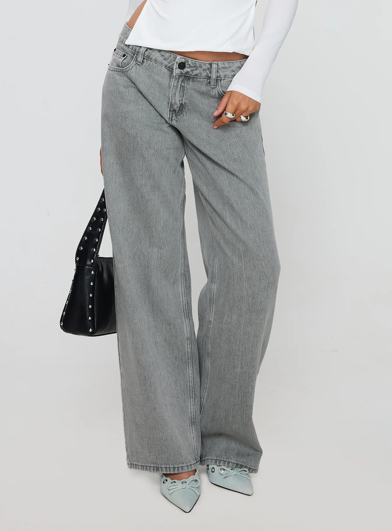 Ellanor Low Rise Straight Leg Jeans Washed Grey Petite - Image 2