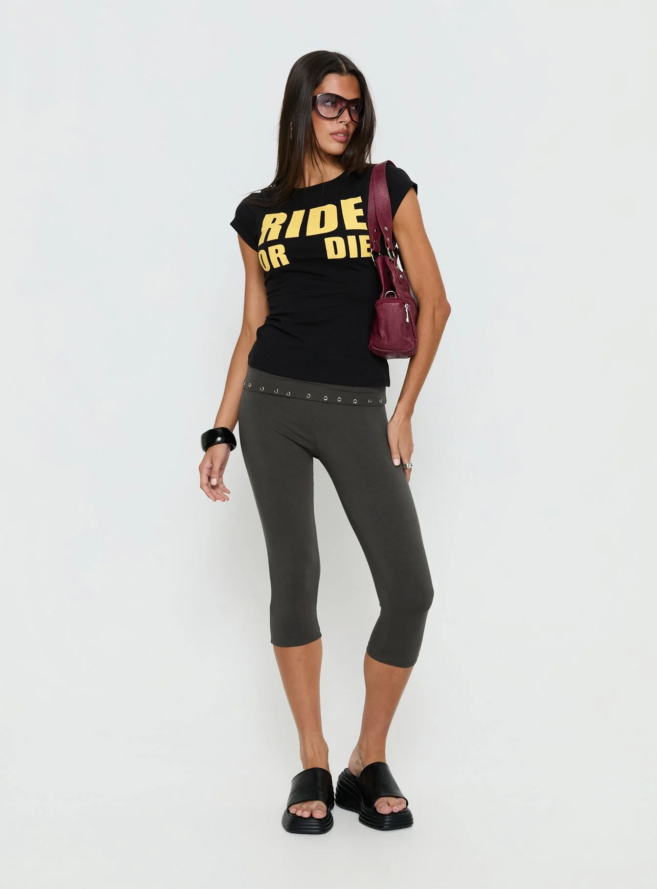 Enmu Capri Trouser Charcoal Grey - Image 3