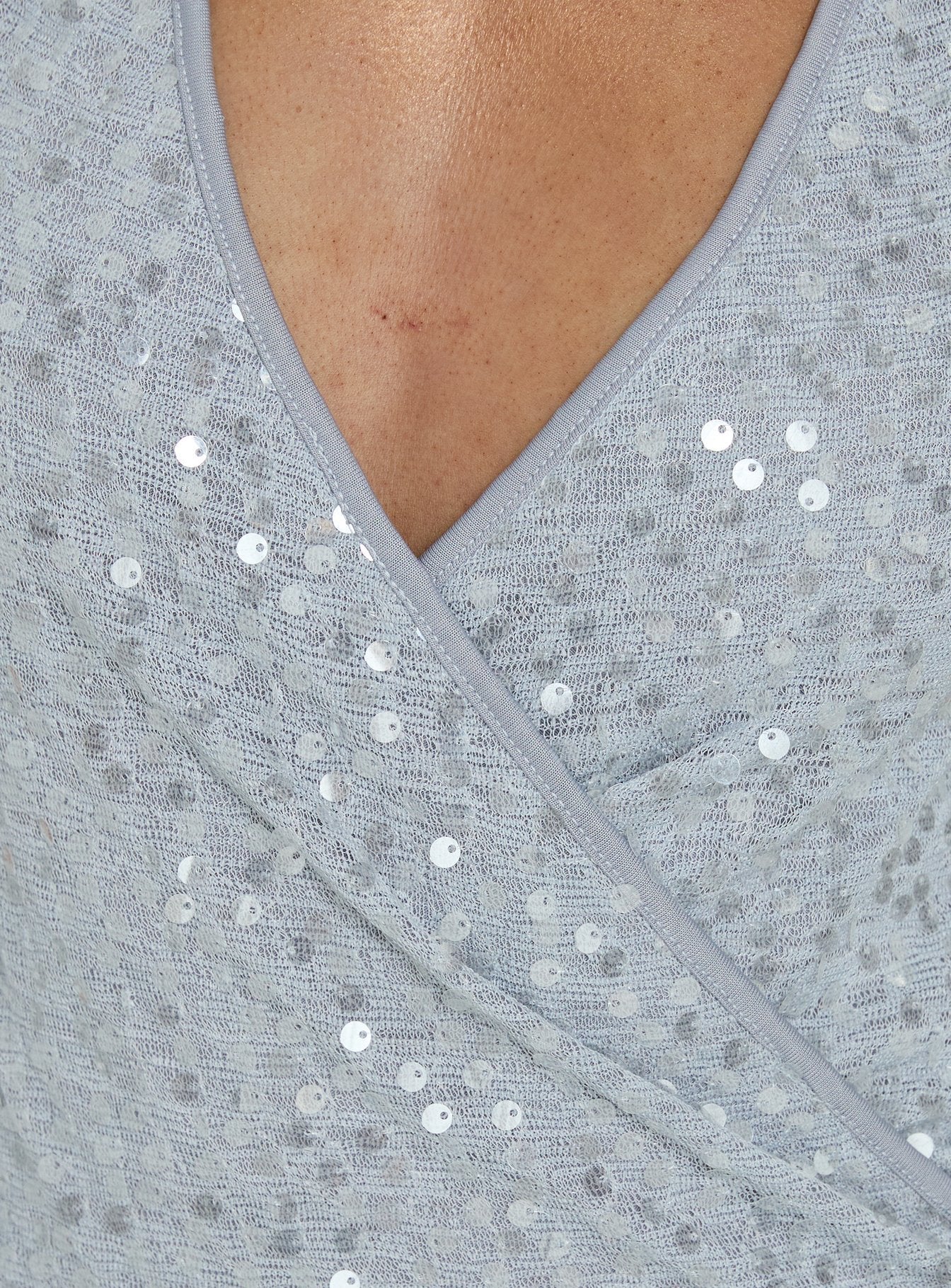 Espheria Low Back Wrap Sequin Maxi Dress Lilac - Image 5