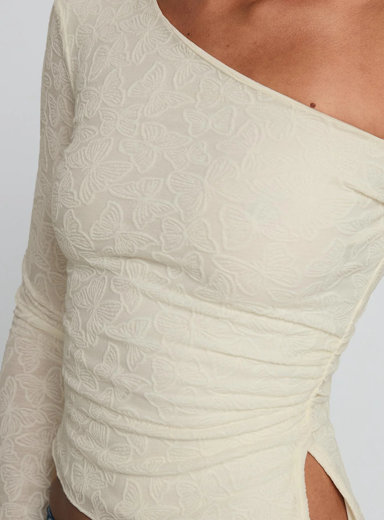 Face Card Long Sleeve Top Cream - Image 6