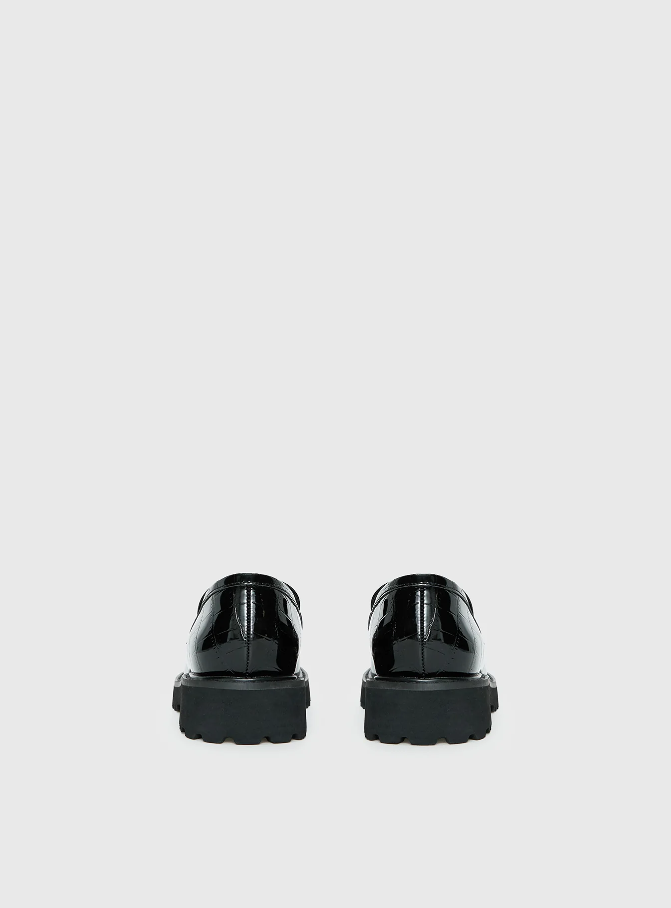 Face The Wind Faux Leather Loafers Black - Image 4