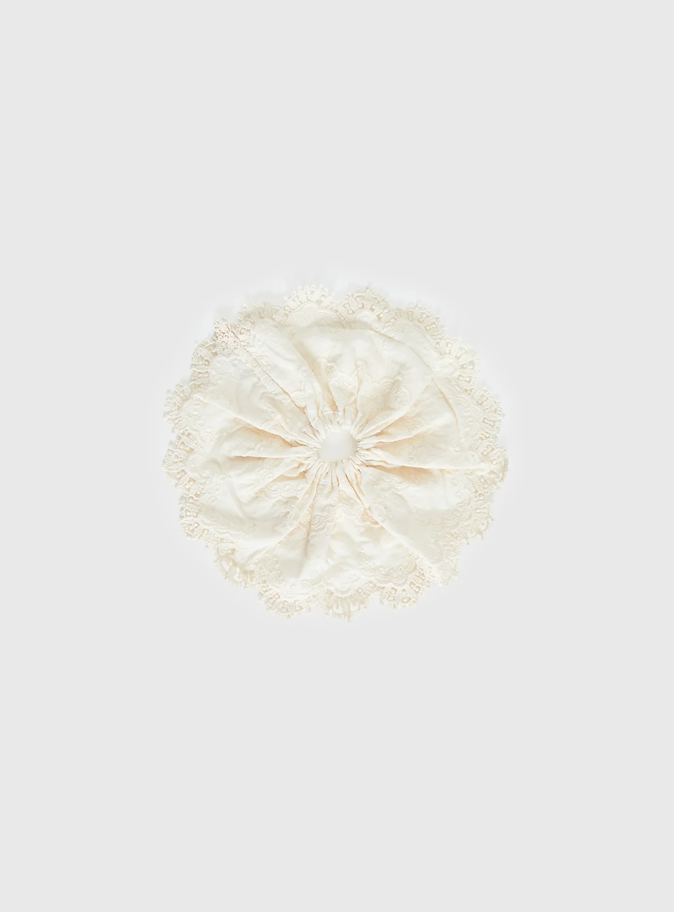 Finlea Scrunchie Cream - Image 2