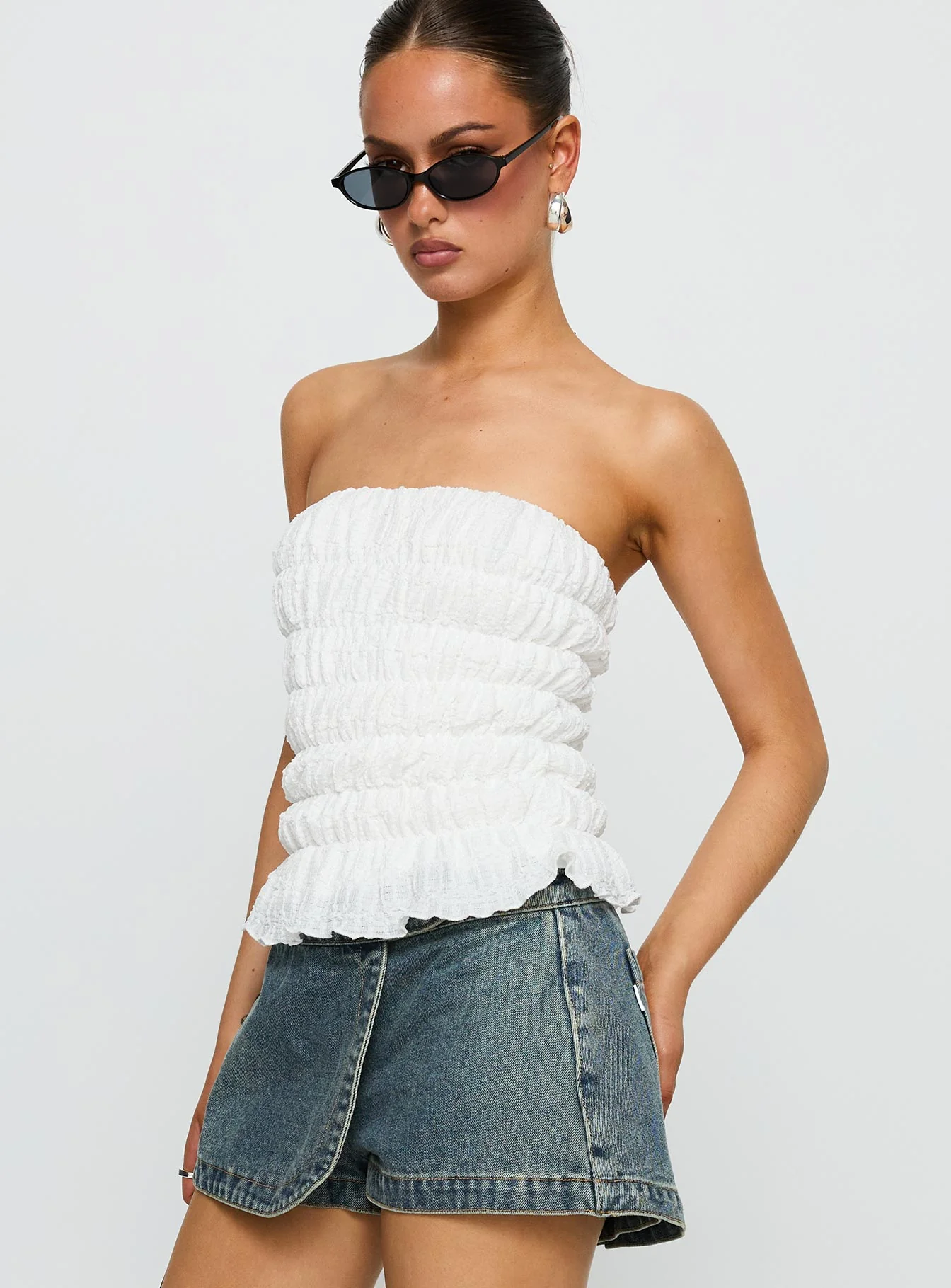 Flashbloom Strapless Ruched Top White - Image 4