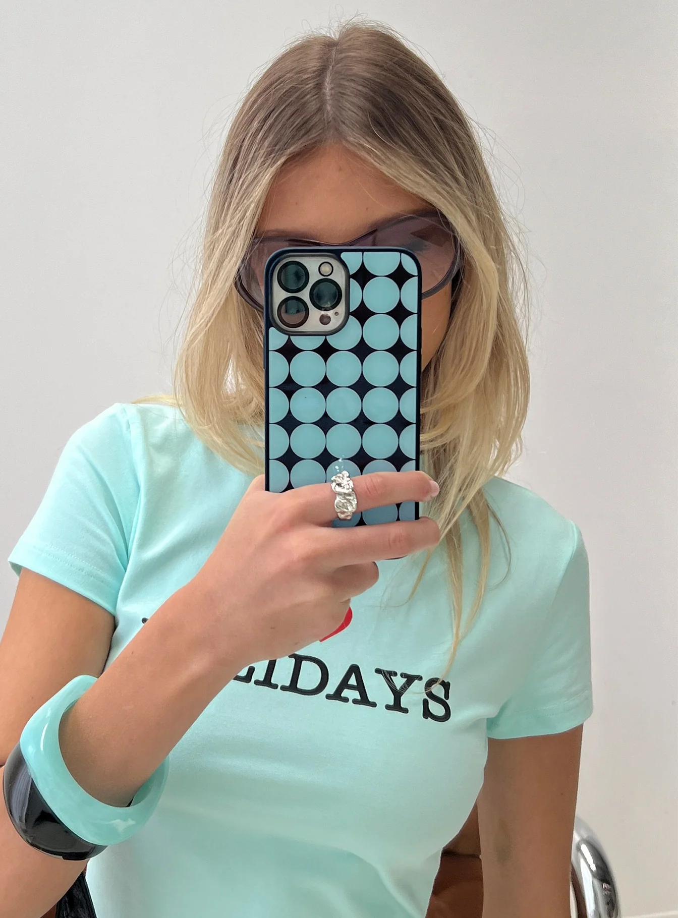 Go Girl iPhone Case Groovy Aqua - Image 3