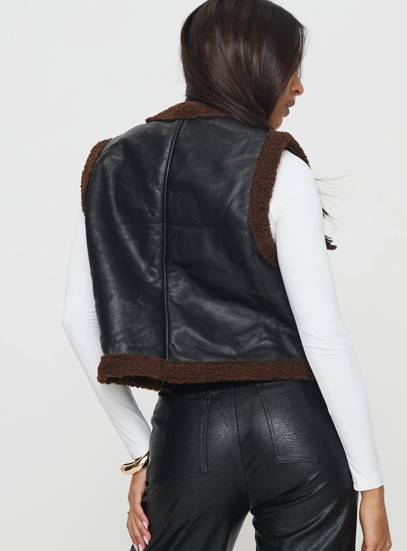 Henson Vest Black - Image 4