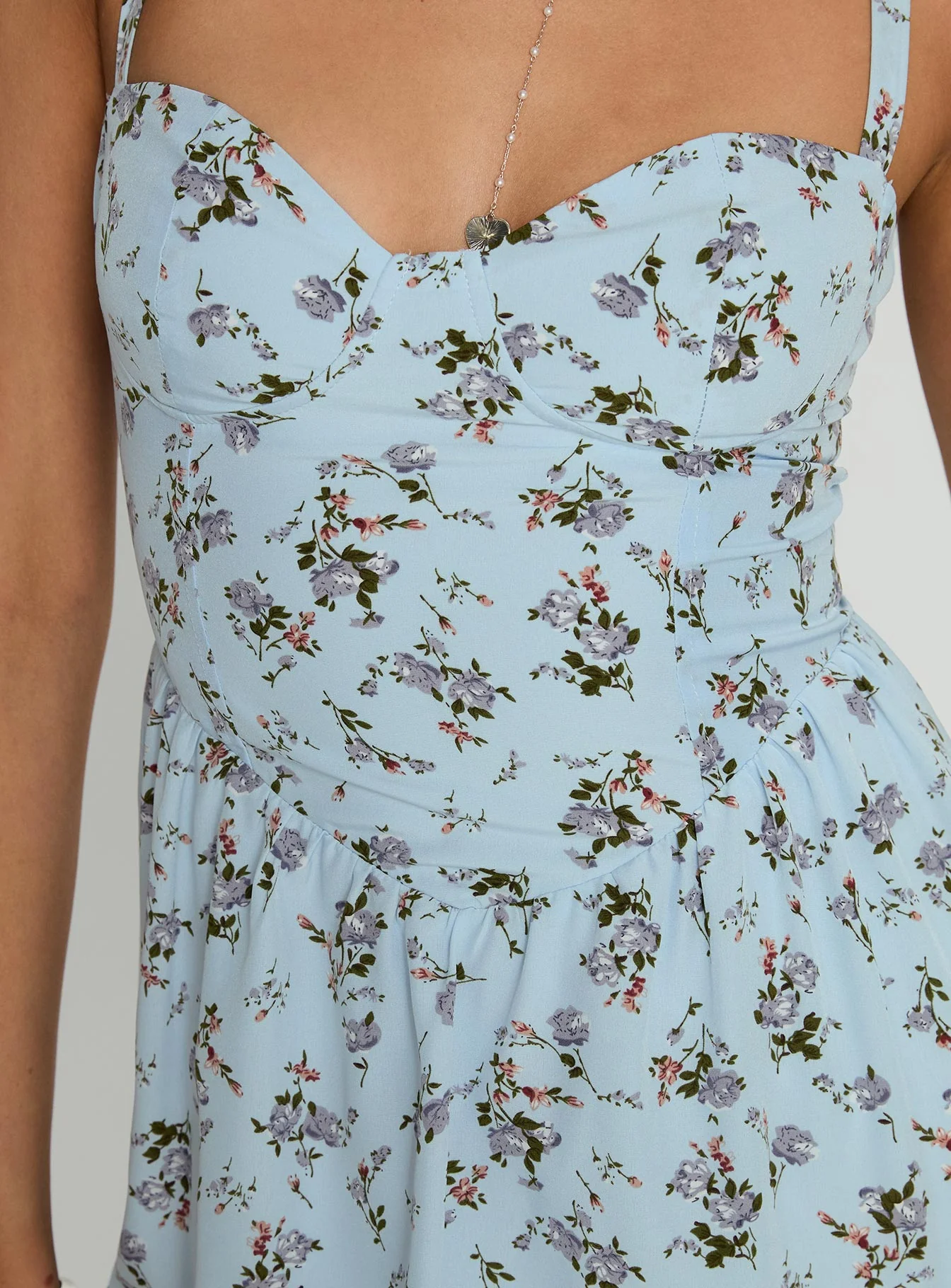 Izebella Maxi Dress Blue Floral - Image 5