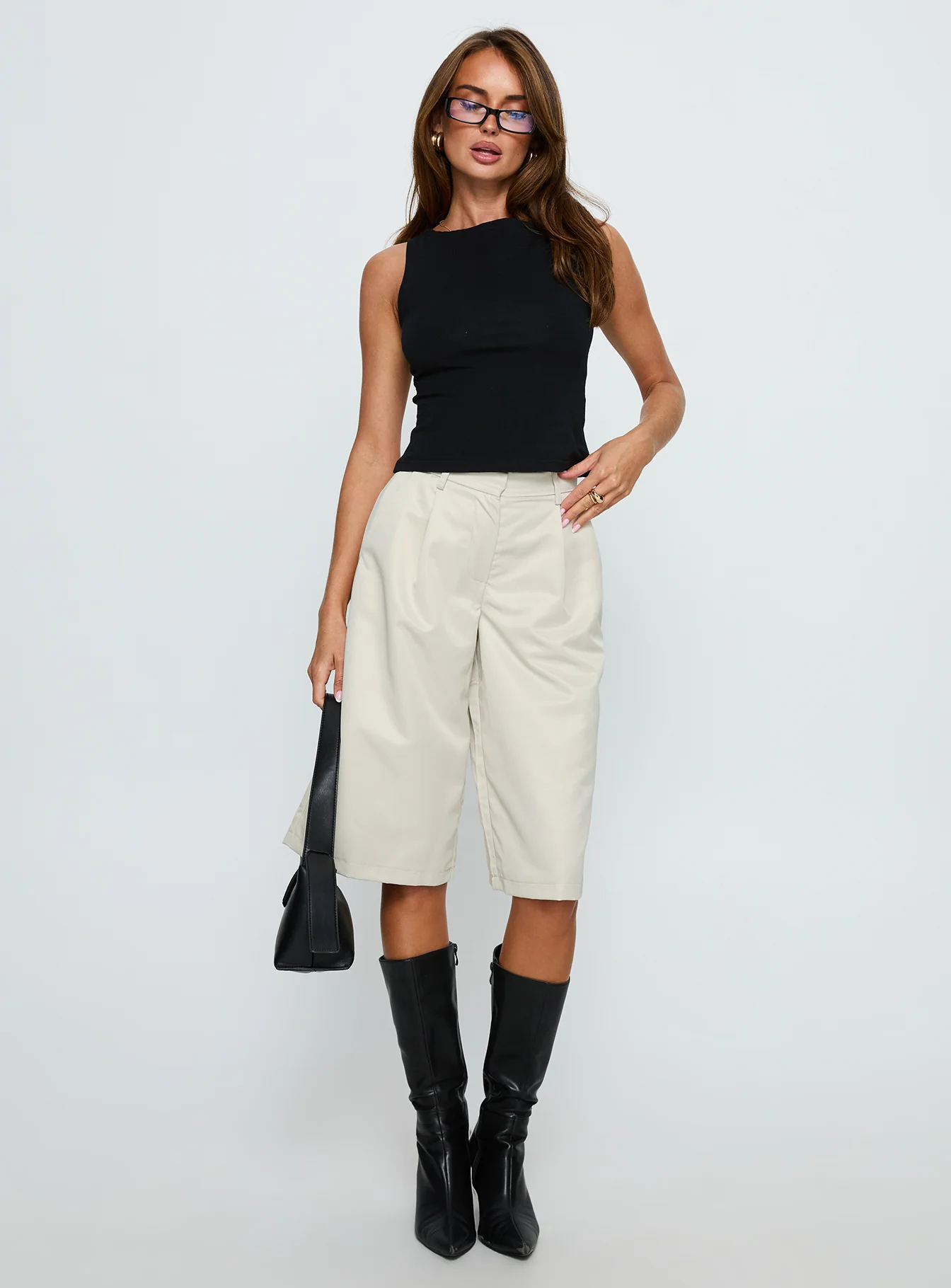 Jakai Longline Tailored Short Cream - Image 2