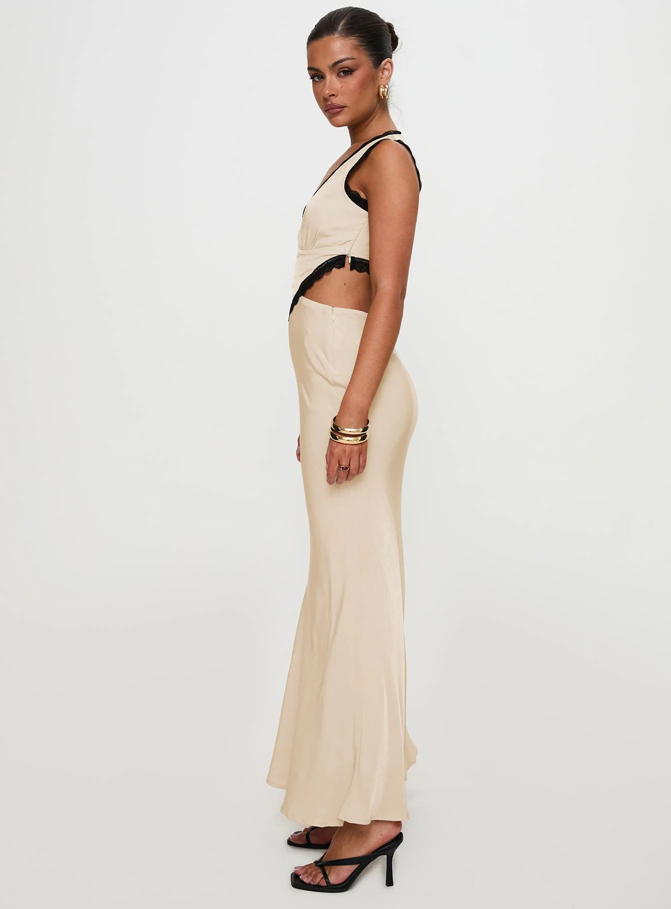 Keila Lace Trim Maxi Dress Cream / Black - Image 9