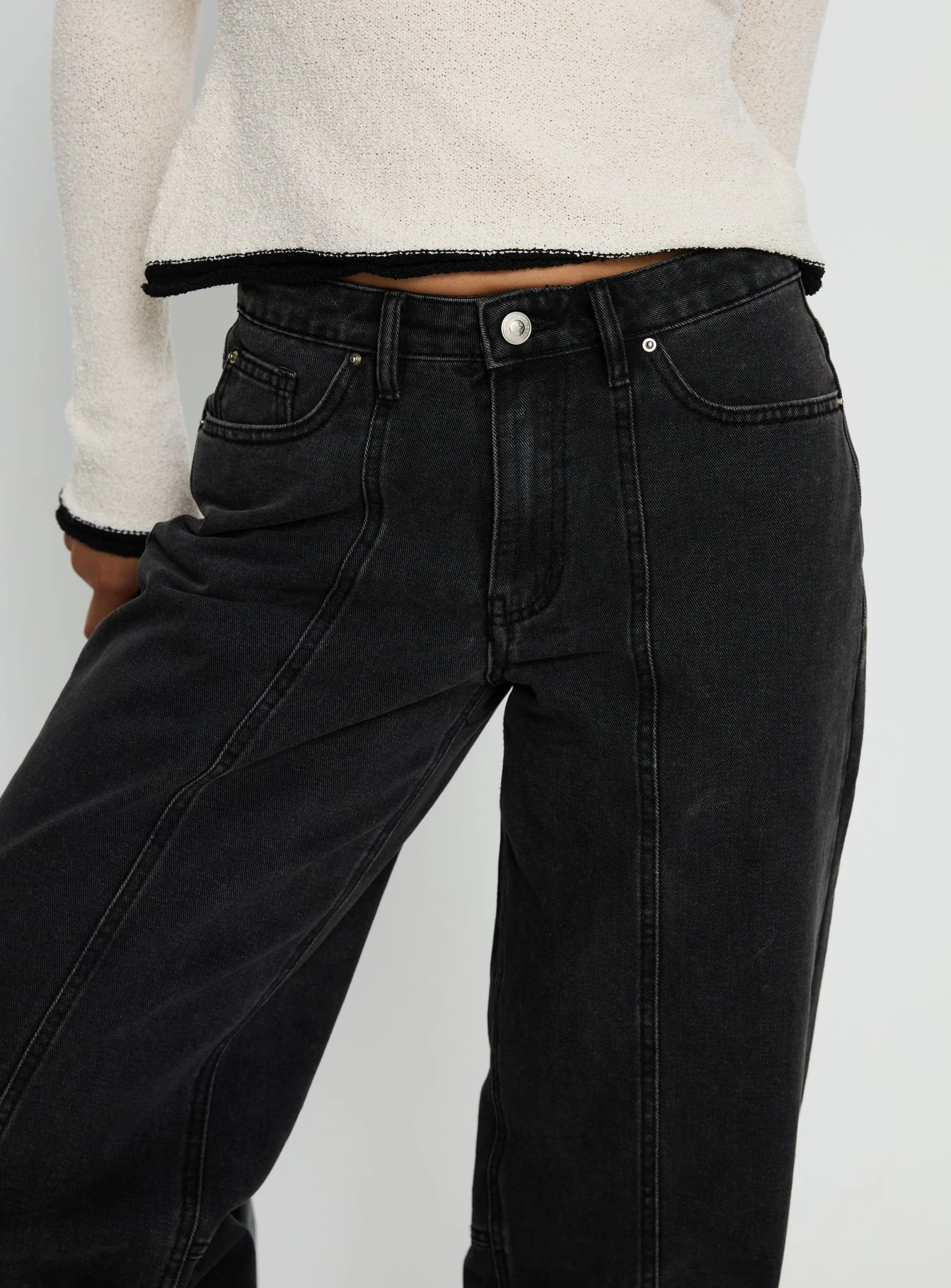 Lando Low Rise Straight Leg Jeans Washed Black - Image 7