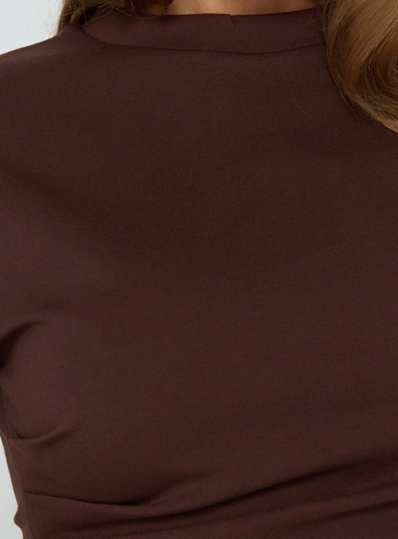 Lioxa Ruched Waist Tee Chocolate - Image 7