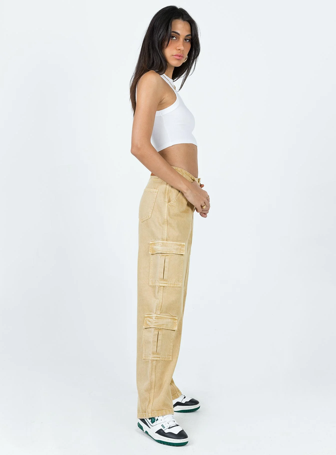 Locksley Mid Rise Baggy Cargo Jeans Beige - Image 4