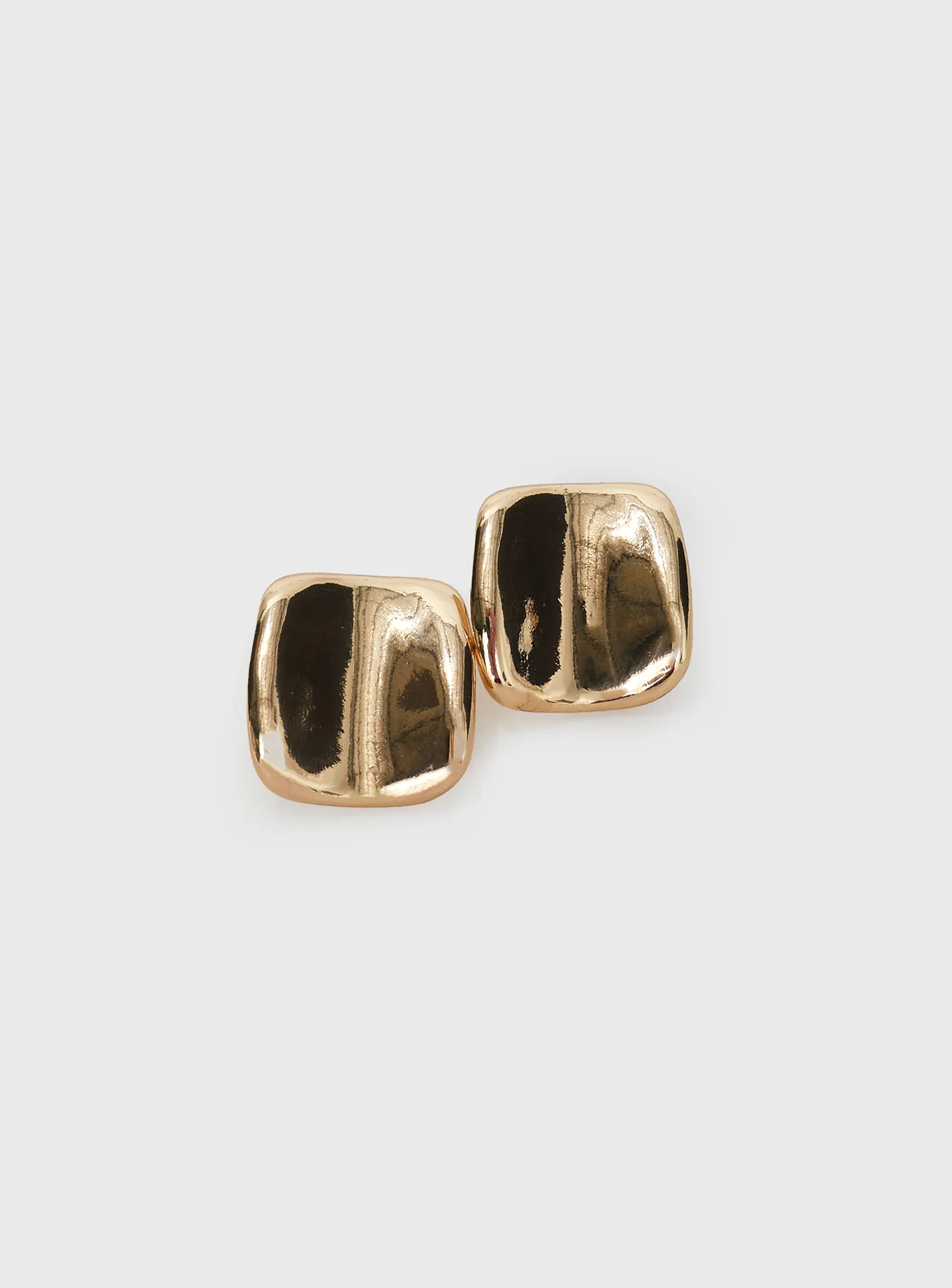 Lysandra Earrings Gold - Image 3