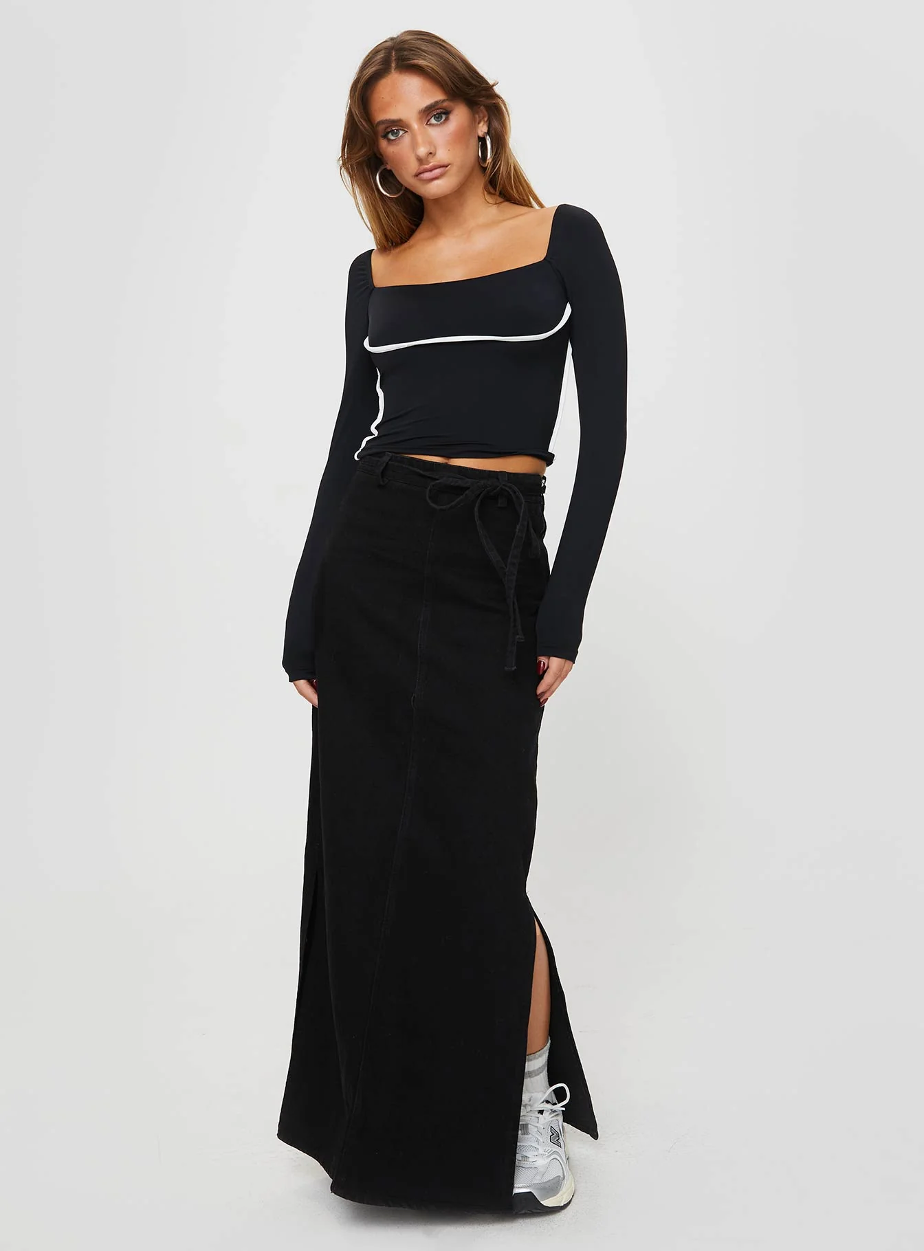 Maidenwell Contrast Long Sleeve Top Black - Image 3