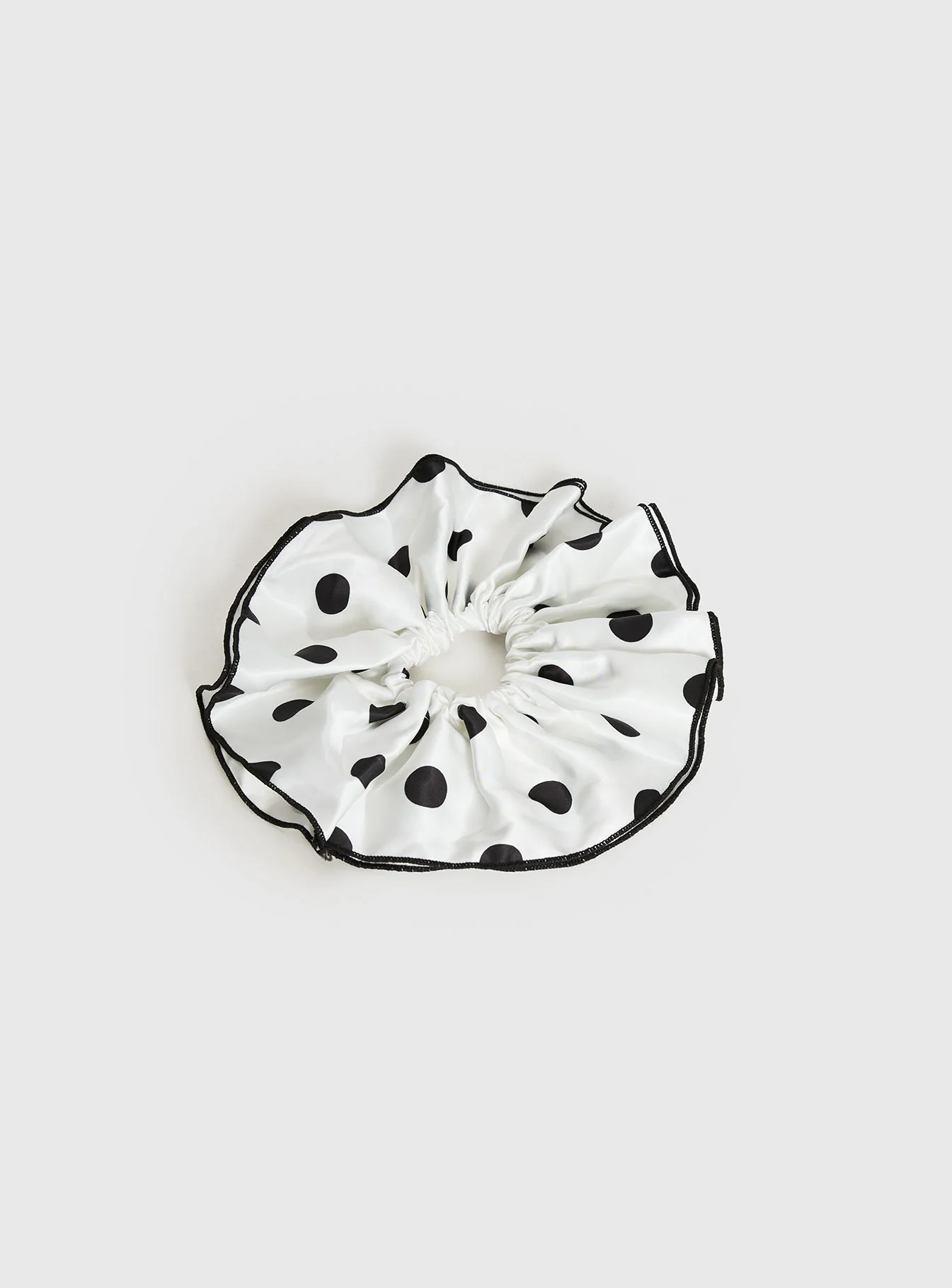 Make My Day Scrunchie White Polka - Image 2