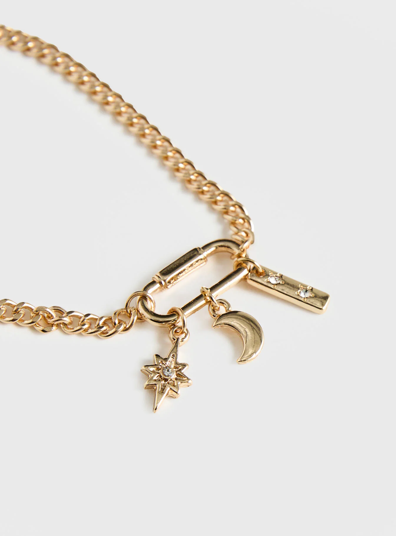 Members Only Bracelet Gold - Image 3