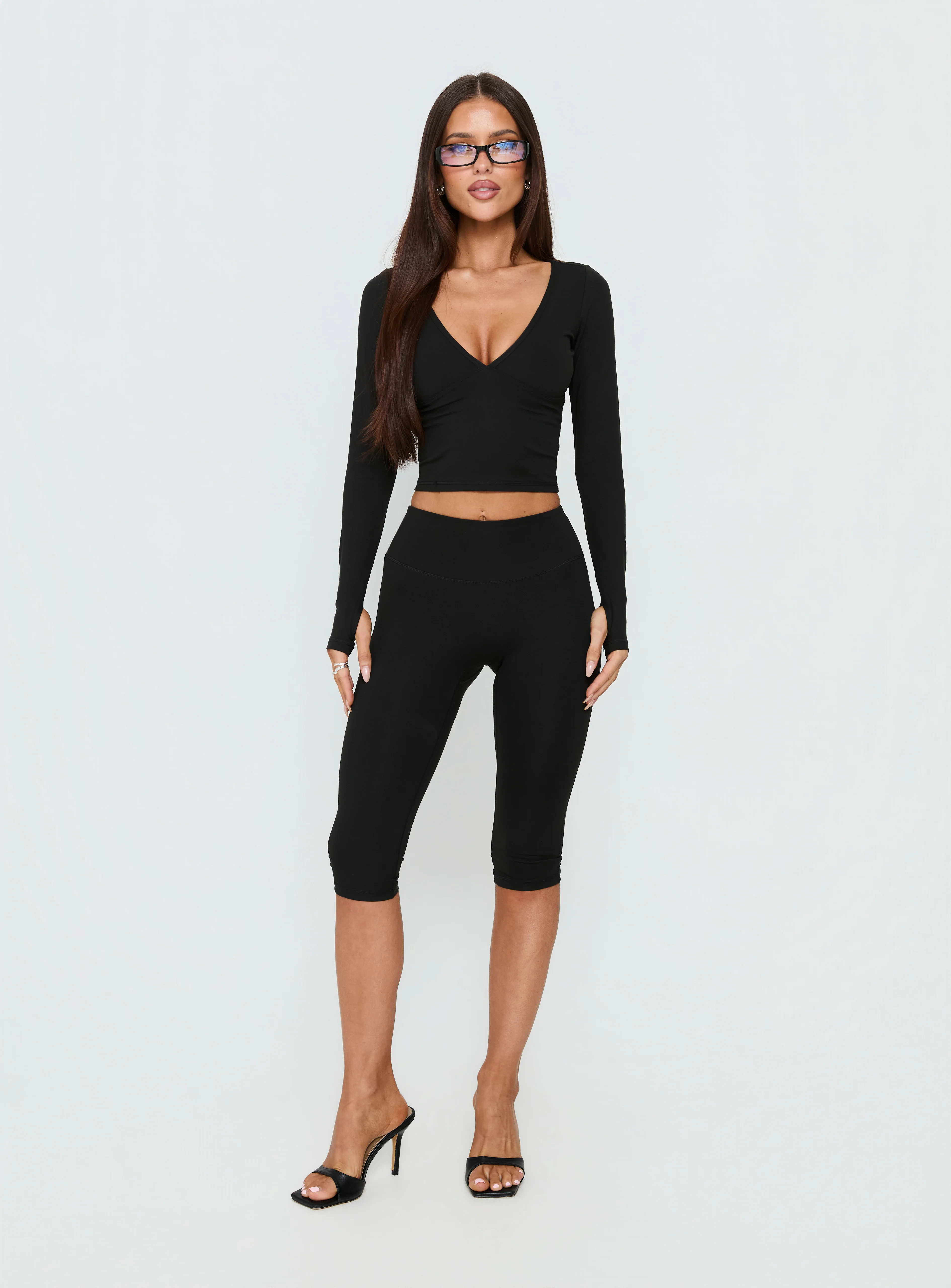 New Horizons Long Sleeve V Neck Top Black - Image 3