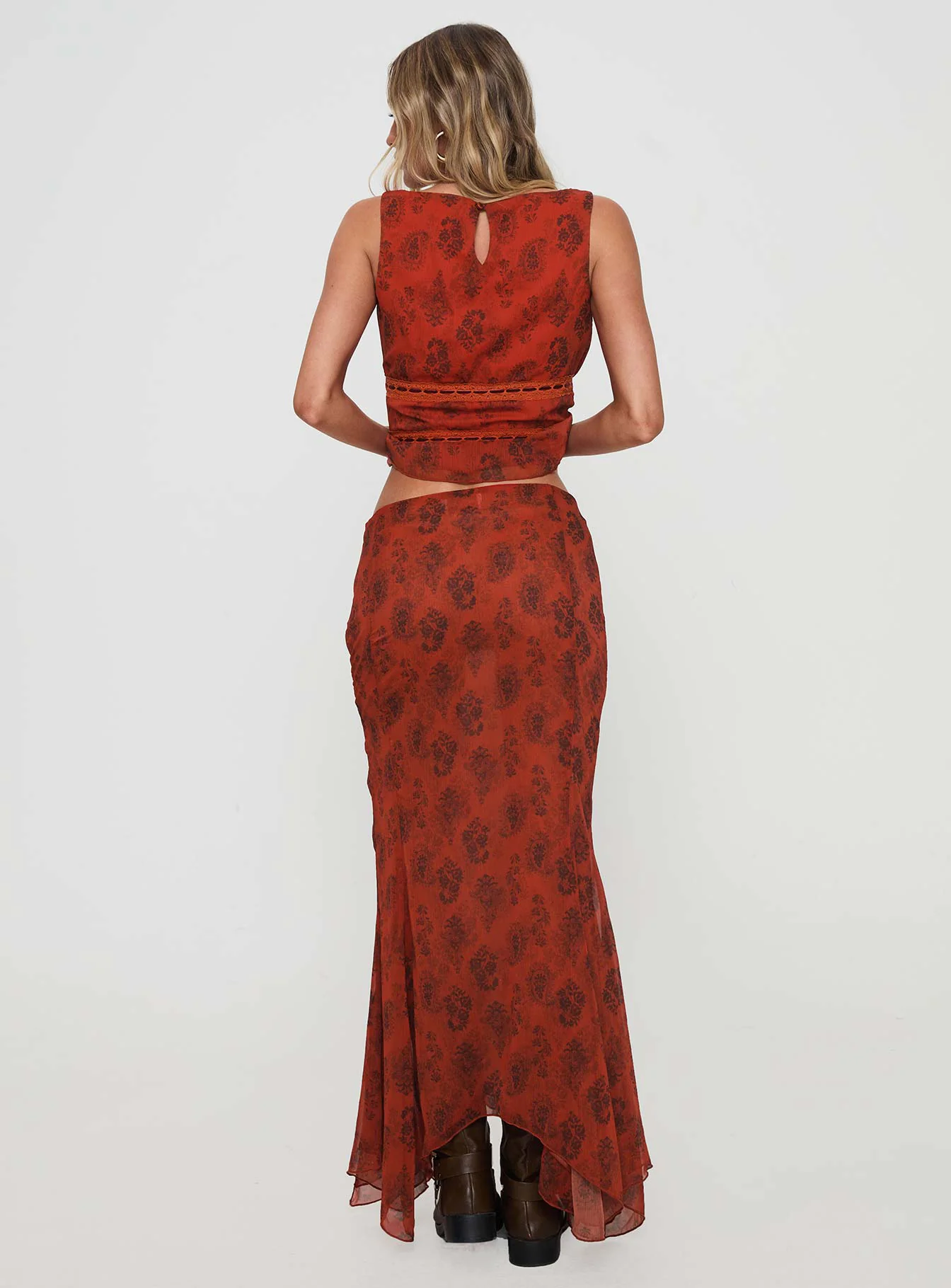 Nikolise Maxi Skirt Red - Image 5