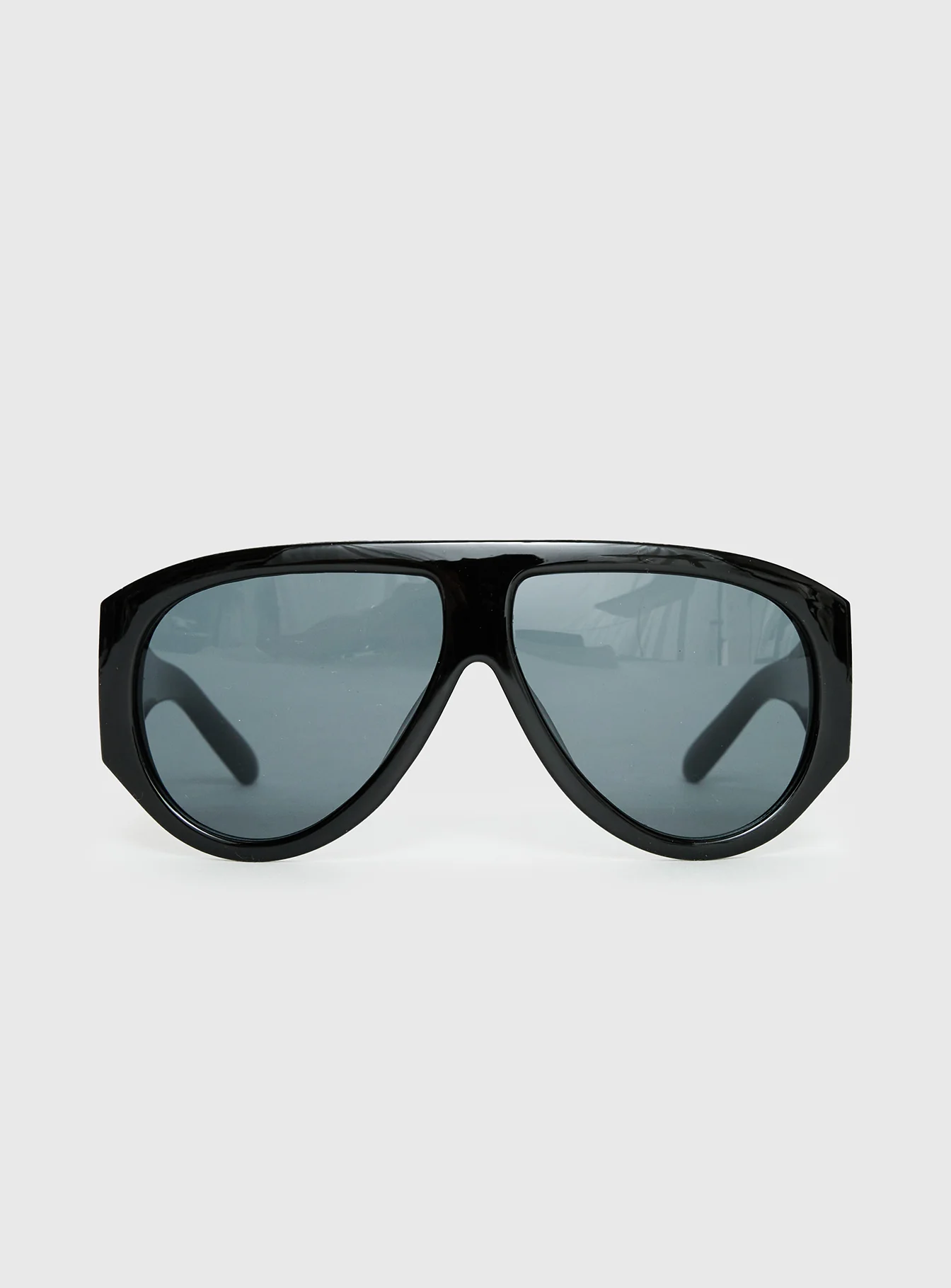 Nobody But You Oversized Sunglasses Black - Image 2
