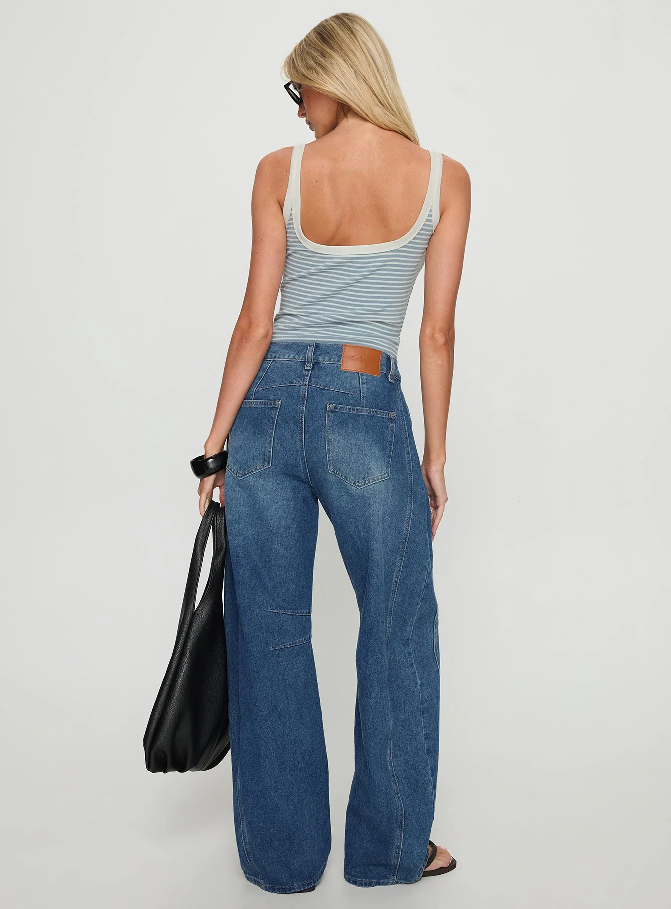 Normana Mid Rise Cropped Barrel Jeans Mid Blue Wash - Image 6