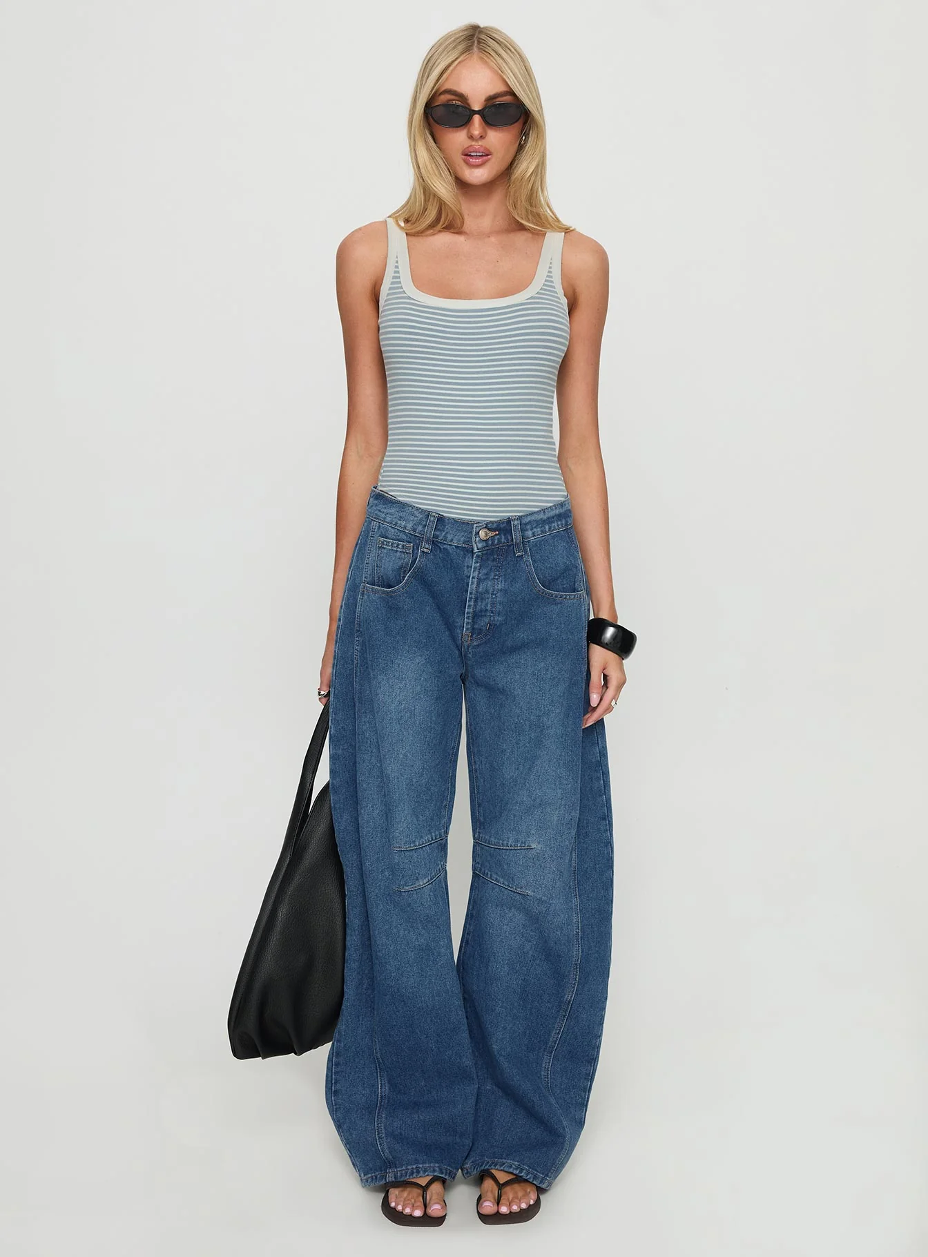 Normana Mid Rise Cropped Barrel Jeans Mid Blue Wash - Image 8