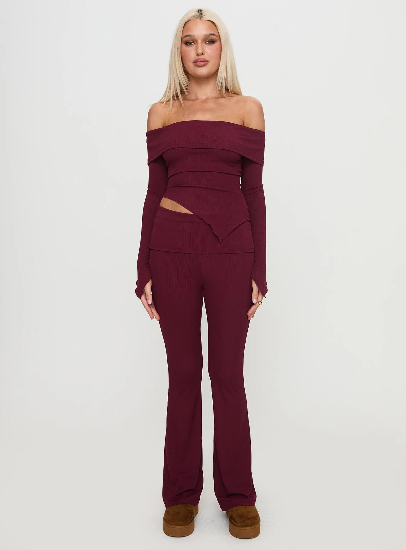 Outta Town Set Burgundy - Image 6