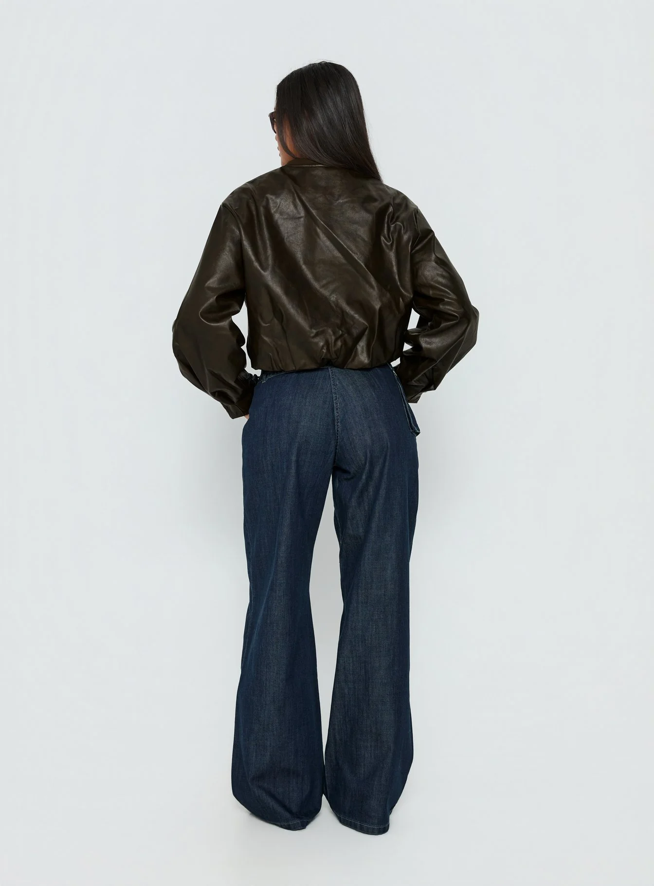 Paltrow Mid Rise Wide Leg Cargo Jeans Dark Blue Wash - Image 5