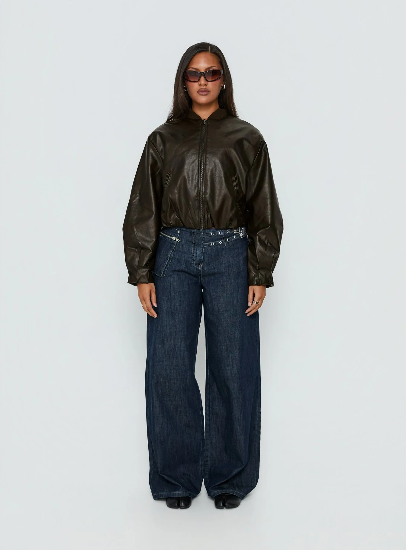Paltrow Mid Rise Wide Leg Cargo Jeans Dark Blue Wash - Image 8