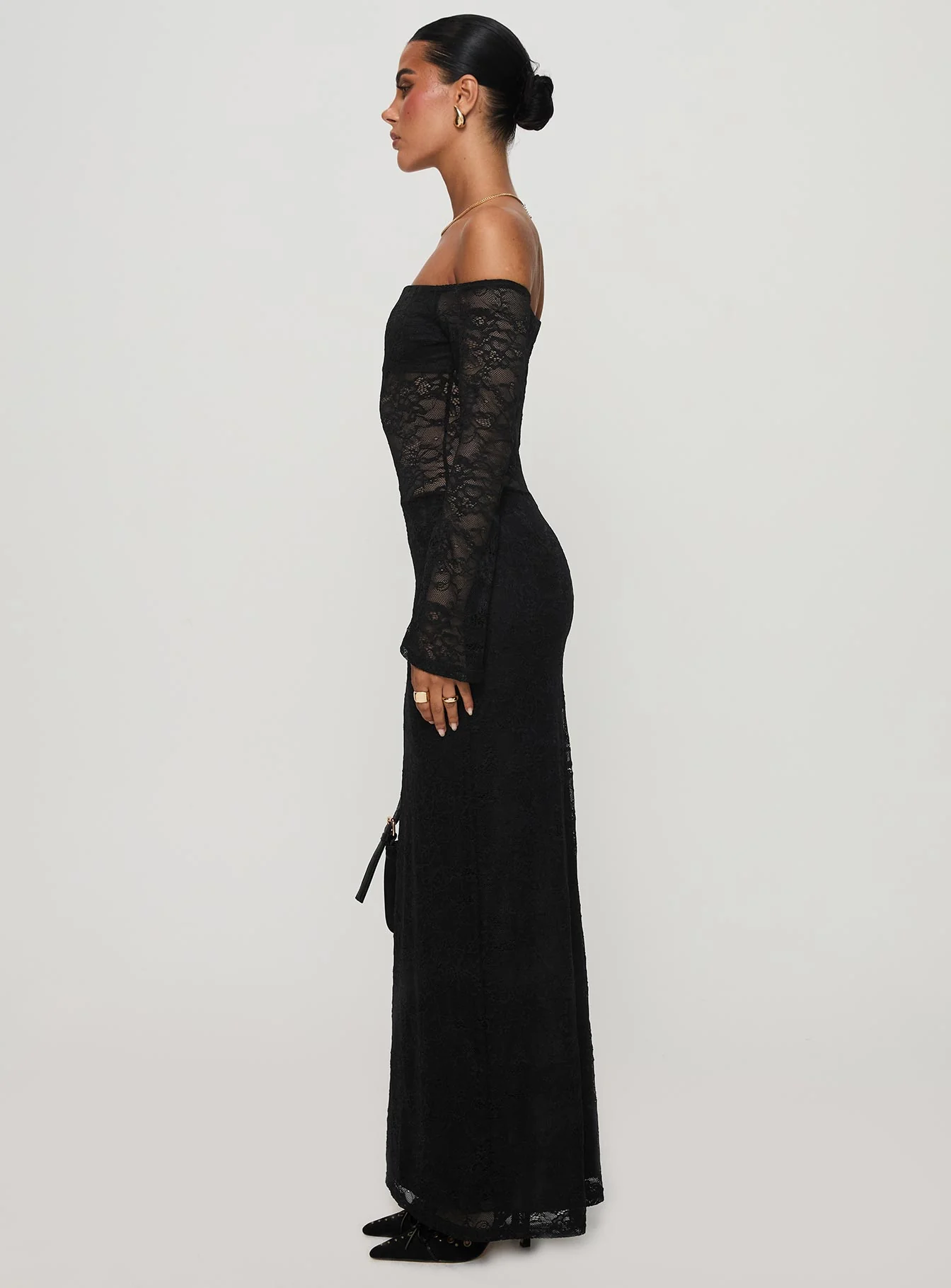 Pinot Grigio Long Sleeve Lace Maxi Dress Black - Image 4