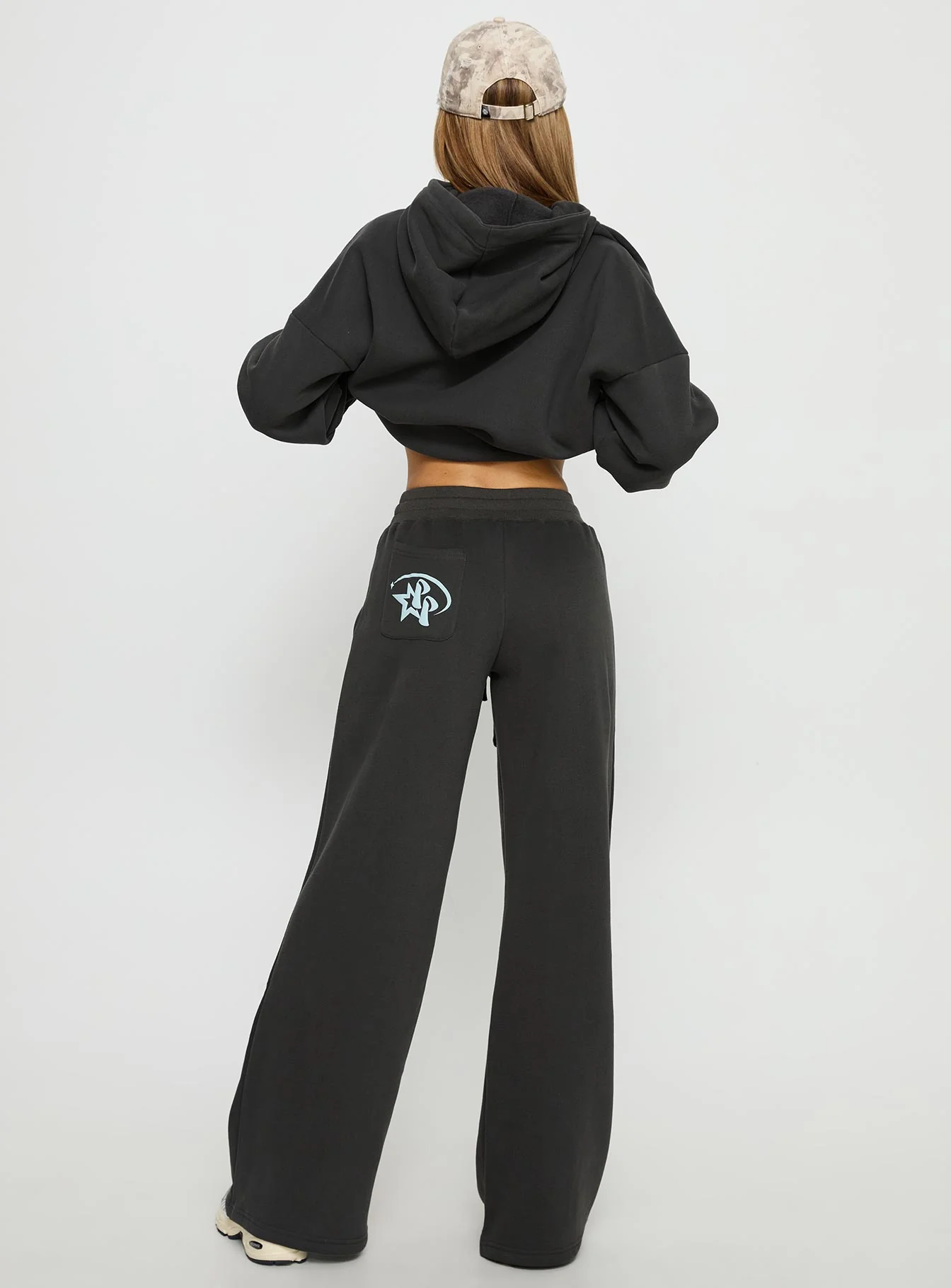 Princess Polly Stargirl Wide Leg Sweat Pants Charcoal - Image 5