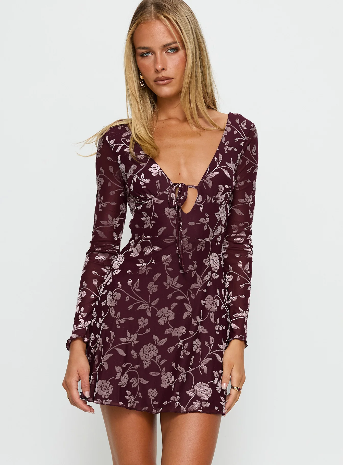 Raylena Long Sleeve V-neck Mini Dress Burgundy Floral - Image 2