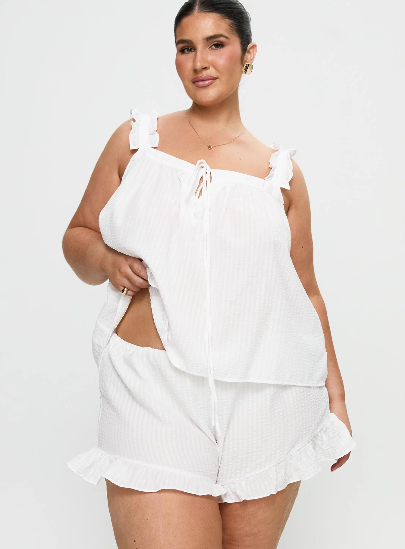 Santabelle Frill Shorts White Curve - Image 2