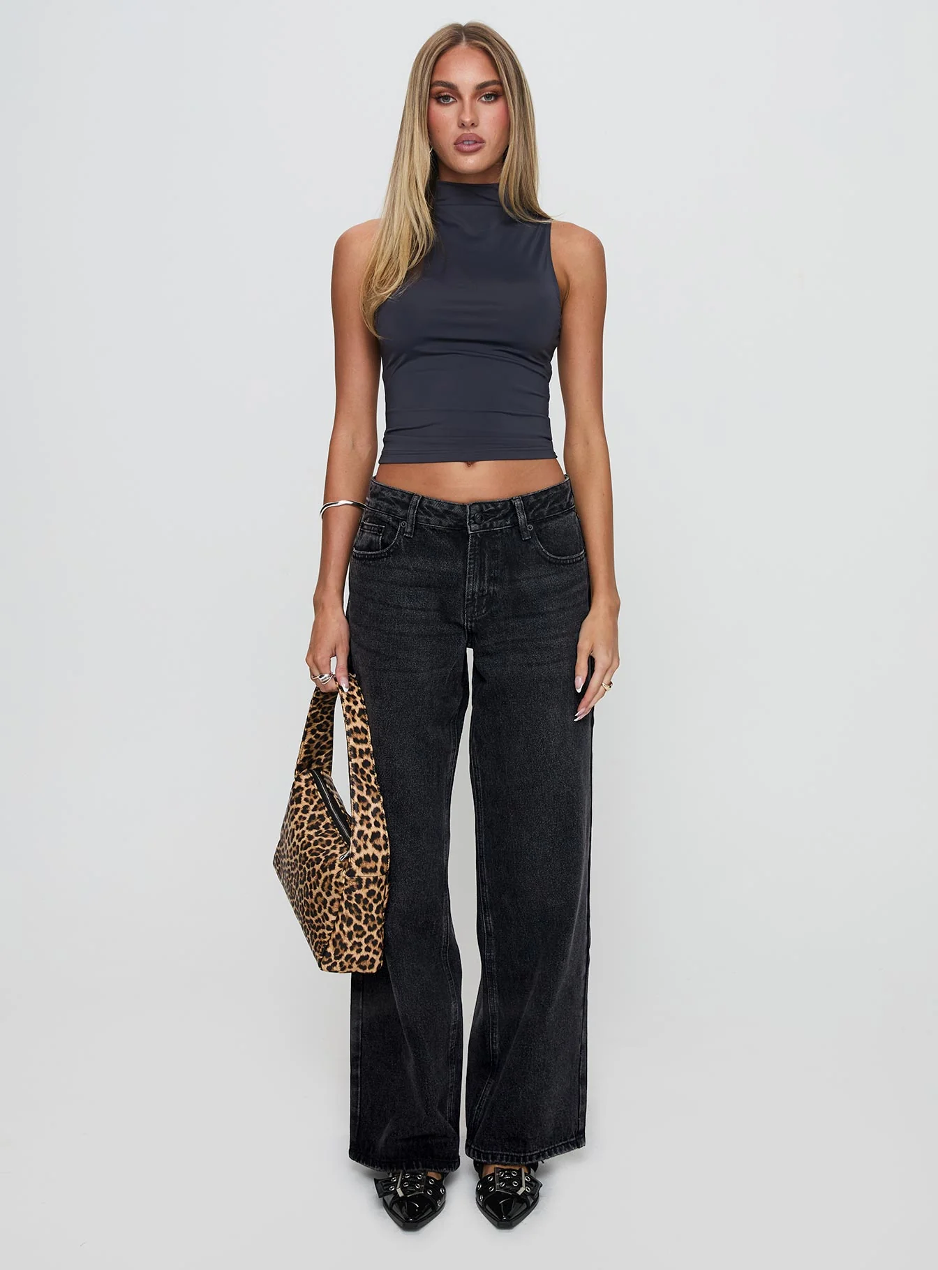 Serenitia Mid Rise Straight Leg Jeans Washed Black Tall - Image 5